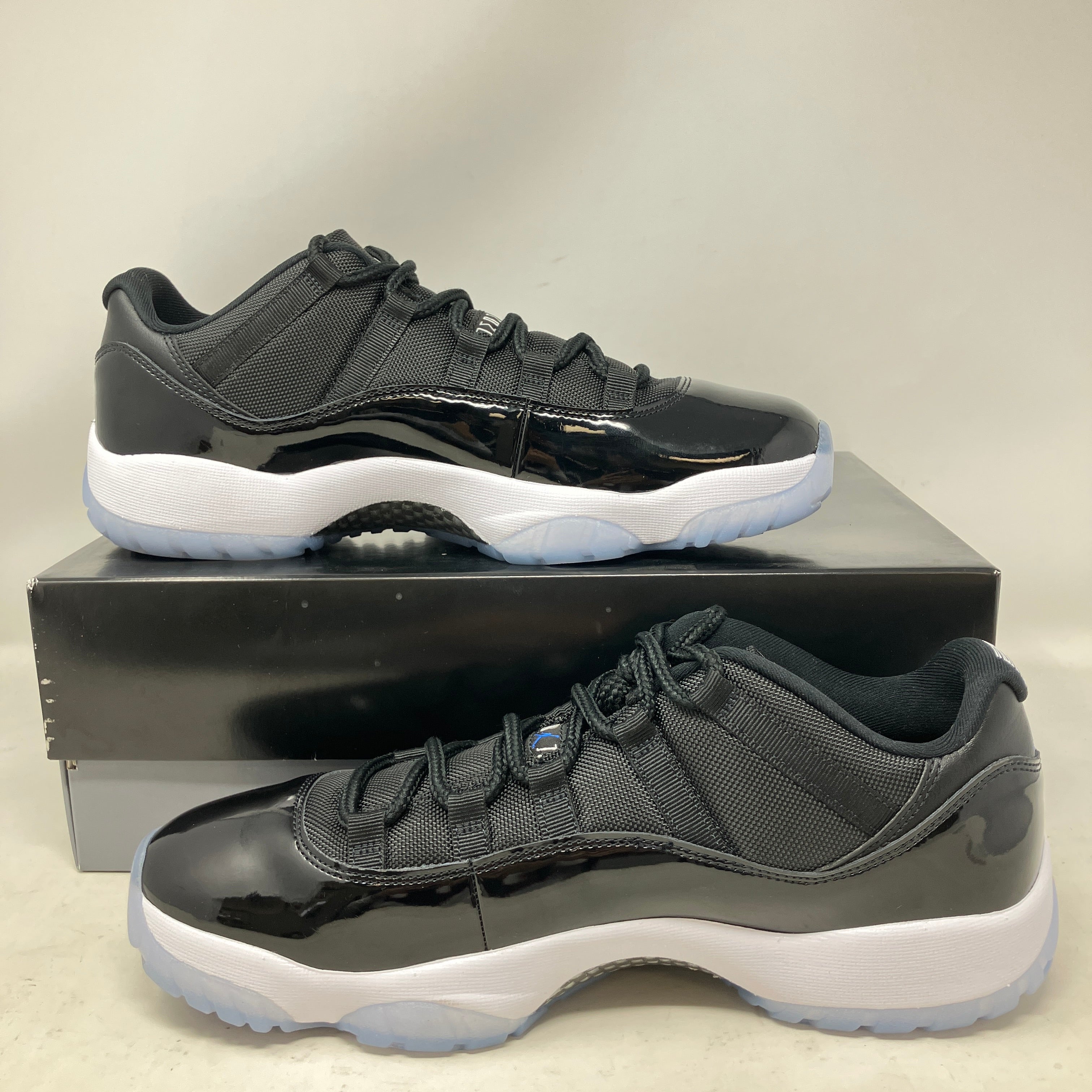 Jordan 11 Retro Low Space Jam
