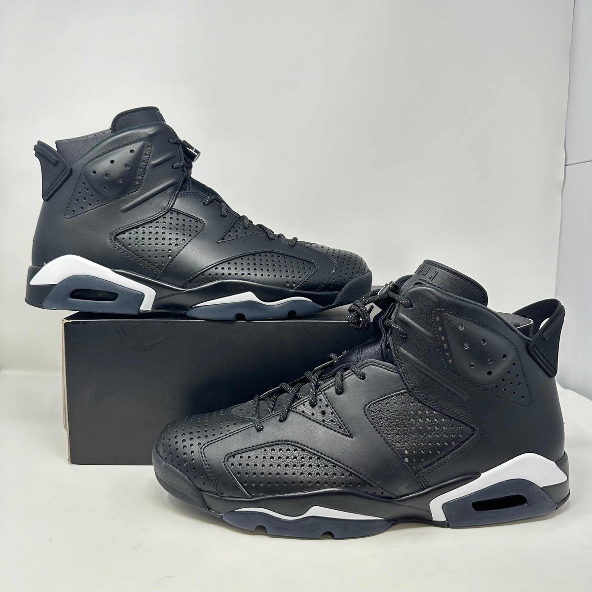 Jordan 6 Retro Black Cat