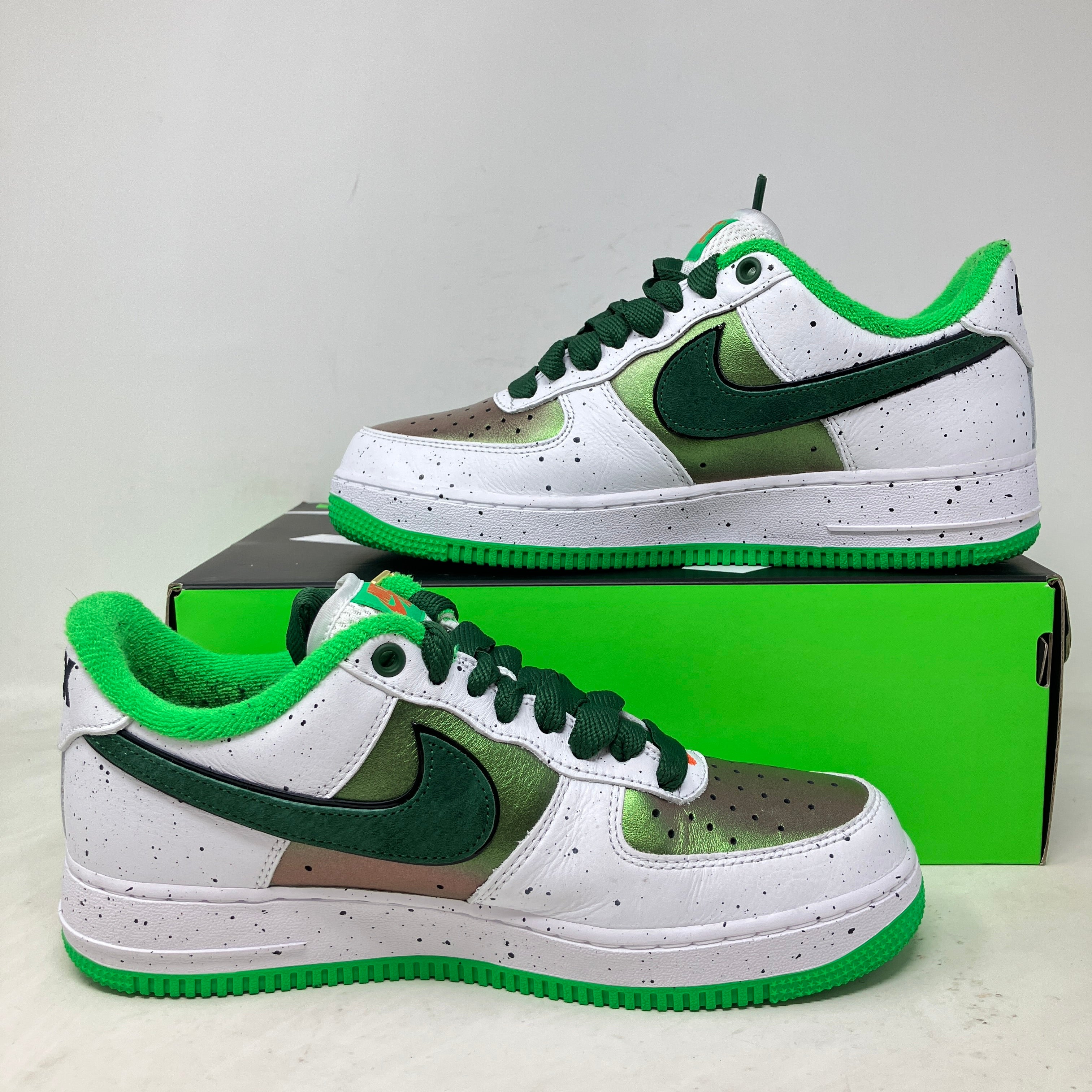 Nike Air Force 1 Low Ducks of a Feather University of Oregon Egg or Duck