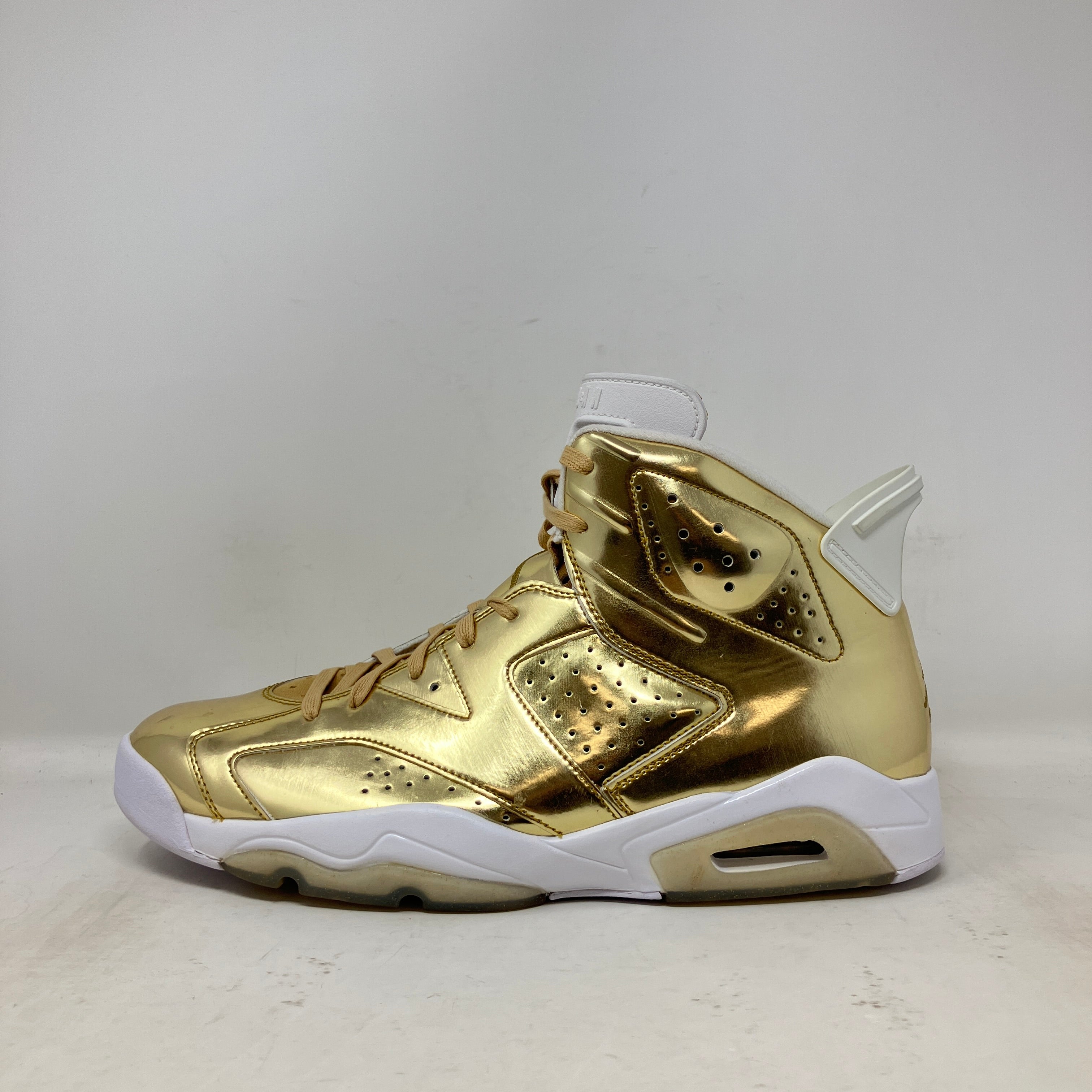 Jordan 6 Retro Pinnacle Metallic Gold