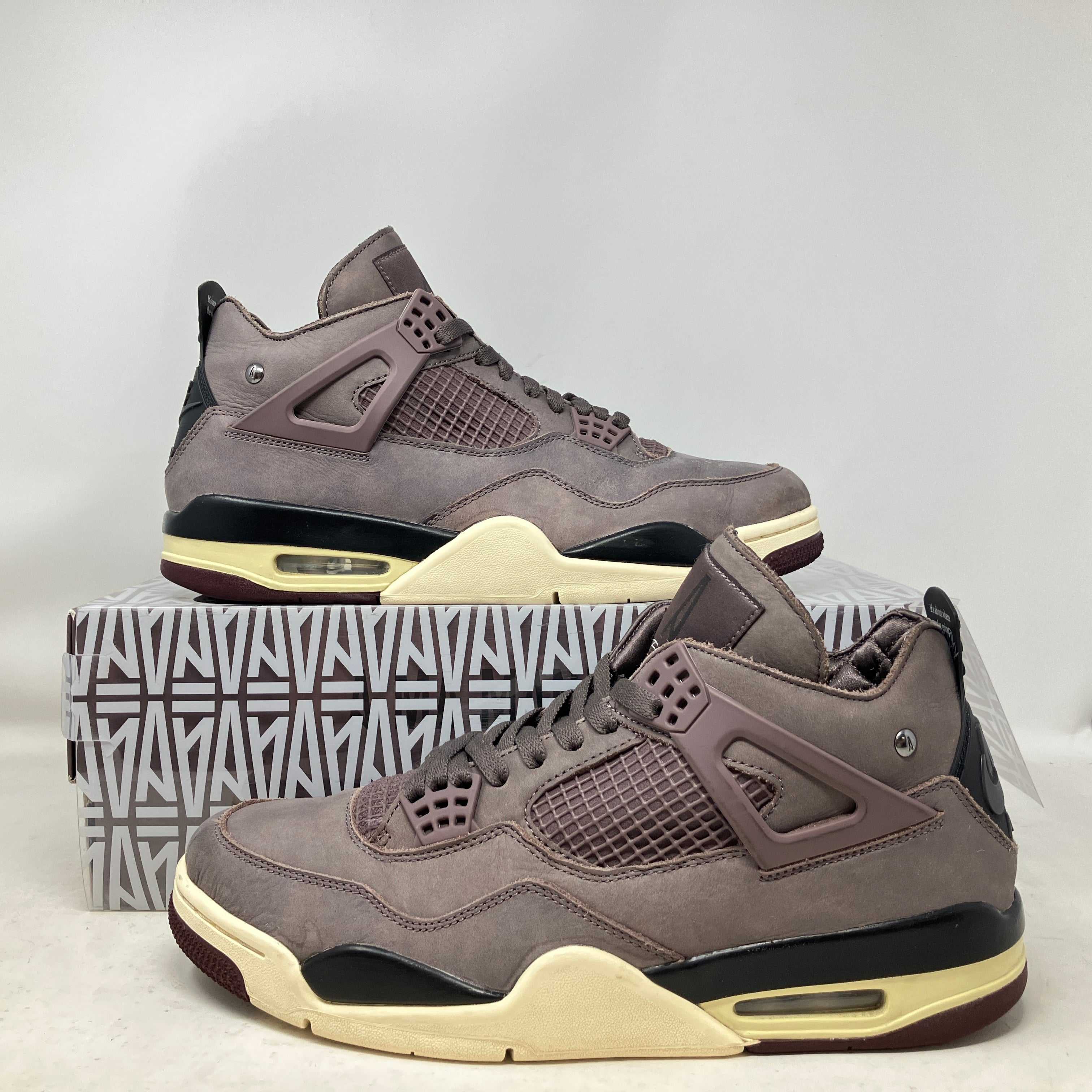 Jordan 4 Retro SP A Ma Maniére Violet Ore