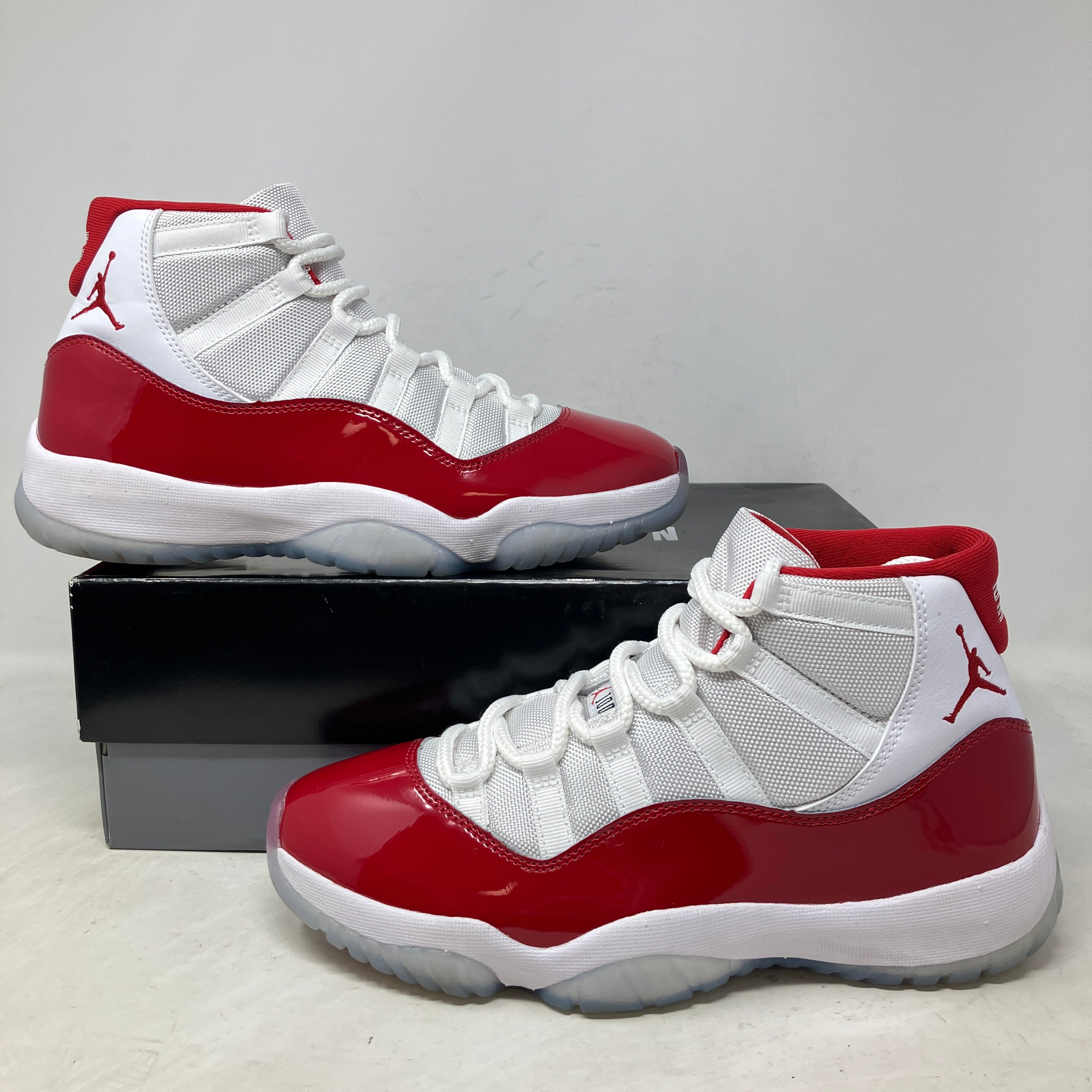 Jordan 11 Retro Cherry (2022)