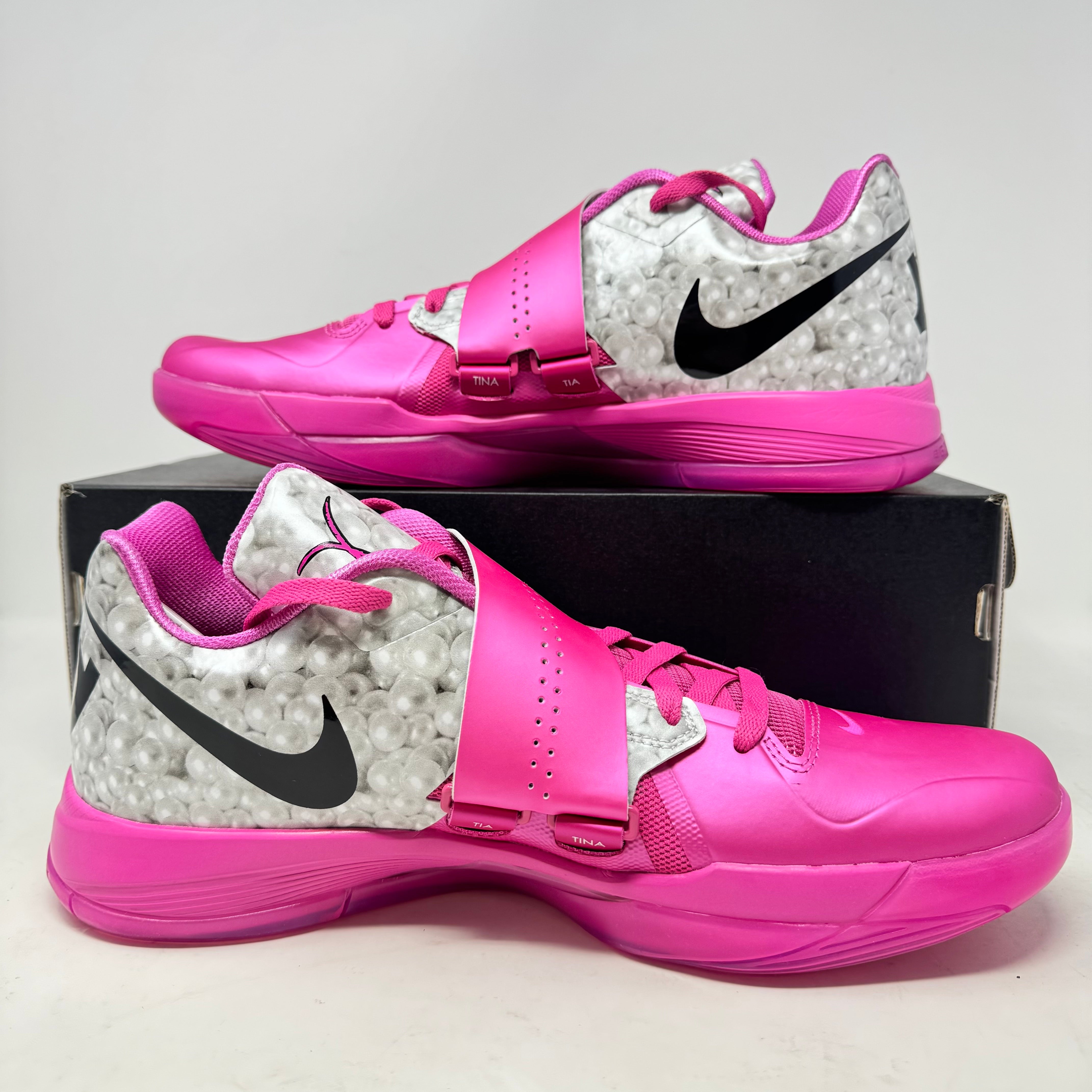 Nike KD 4 Aunt Pearl (2024)