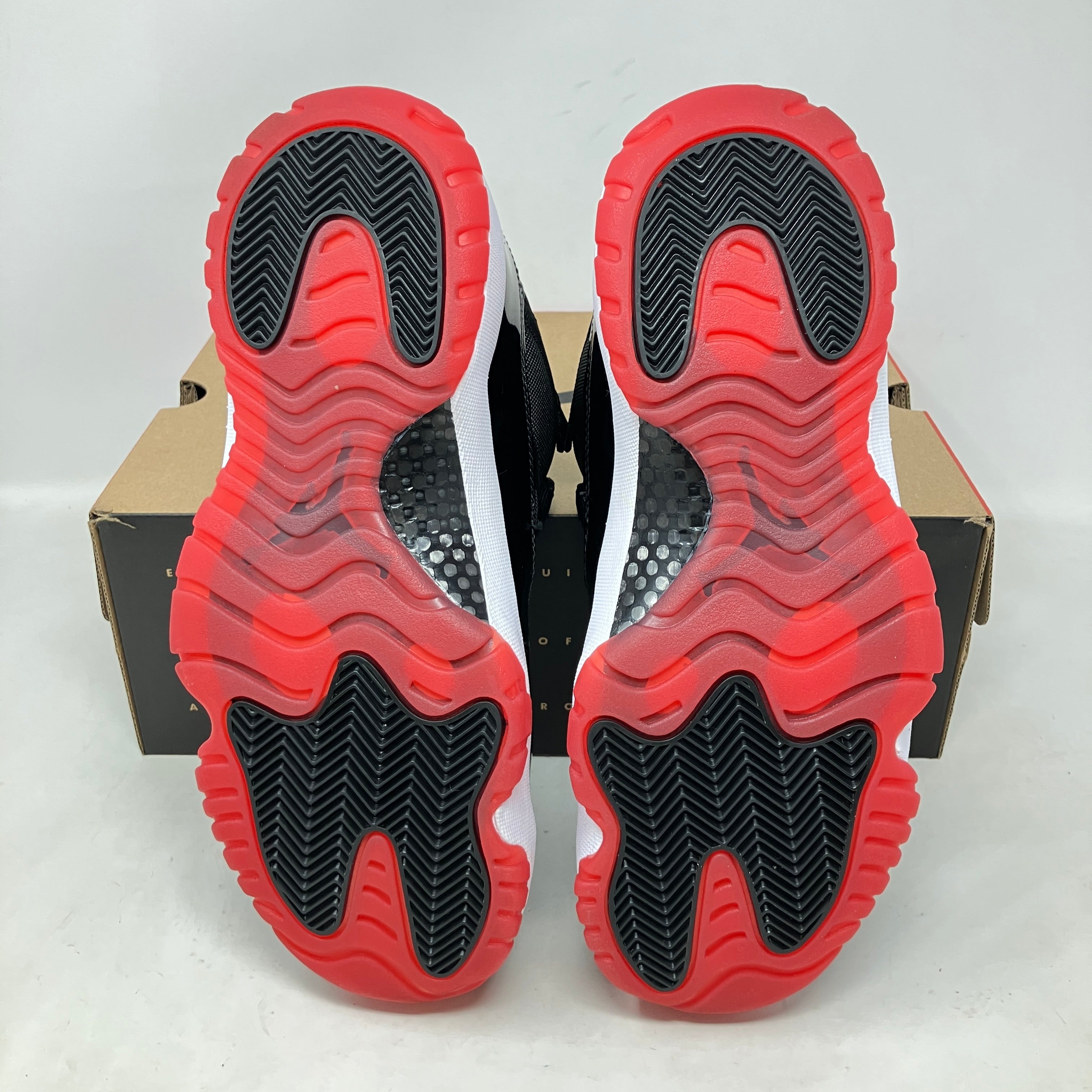 Jordan 11 Retro Low Bred (2025)