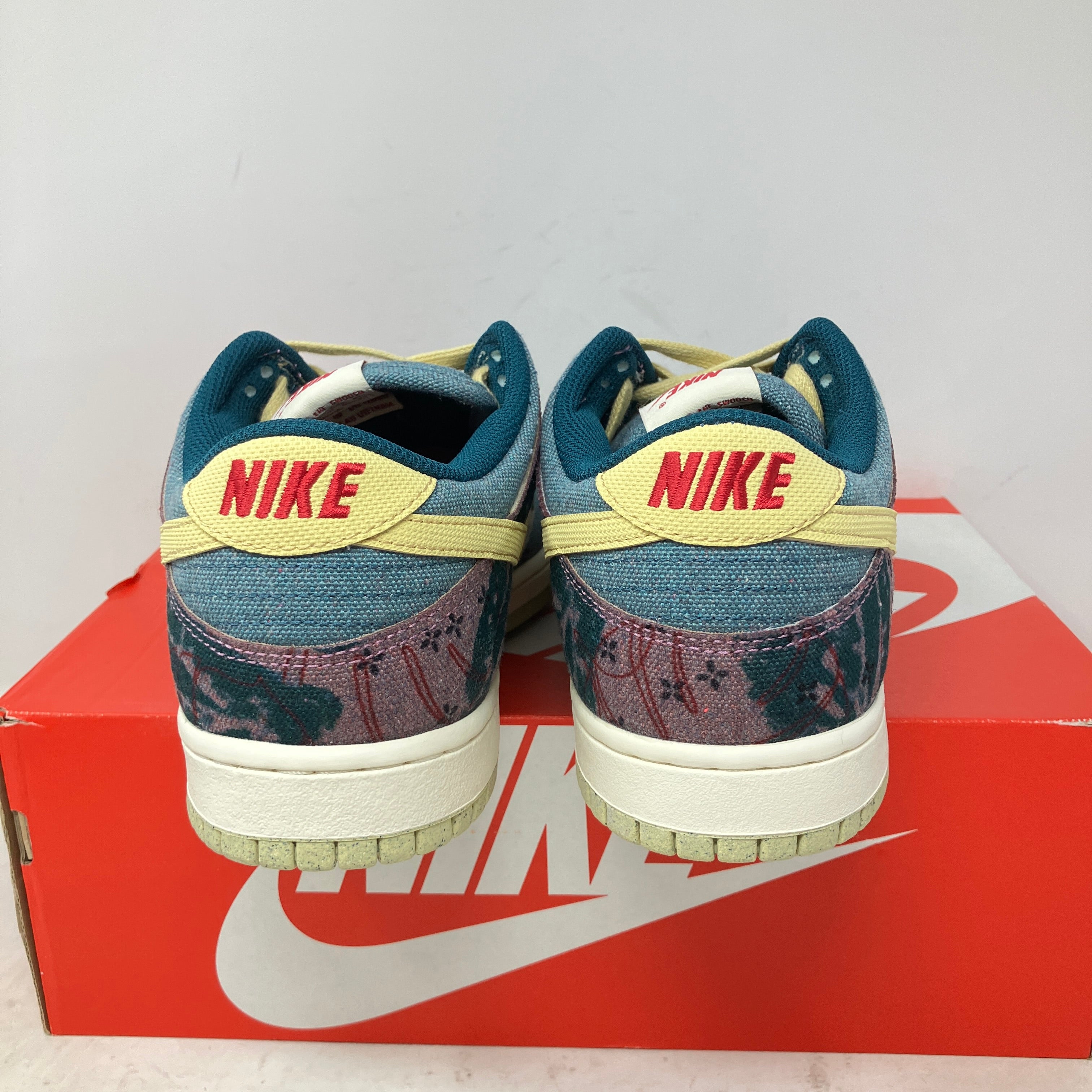 fake community garden dunks