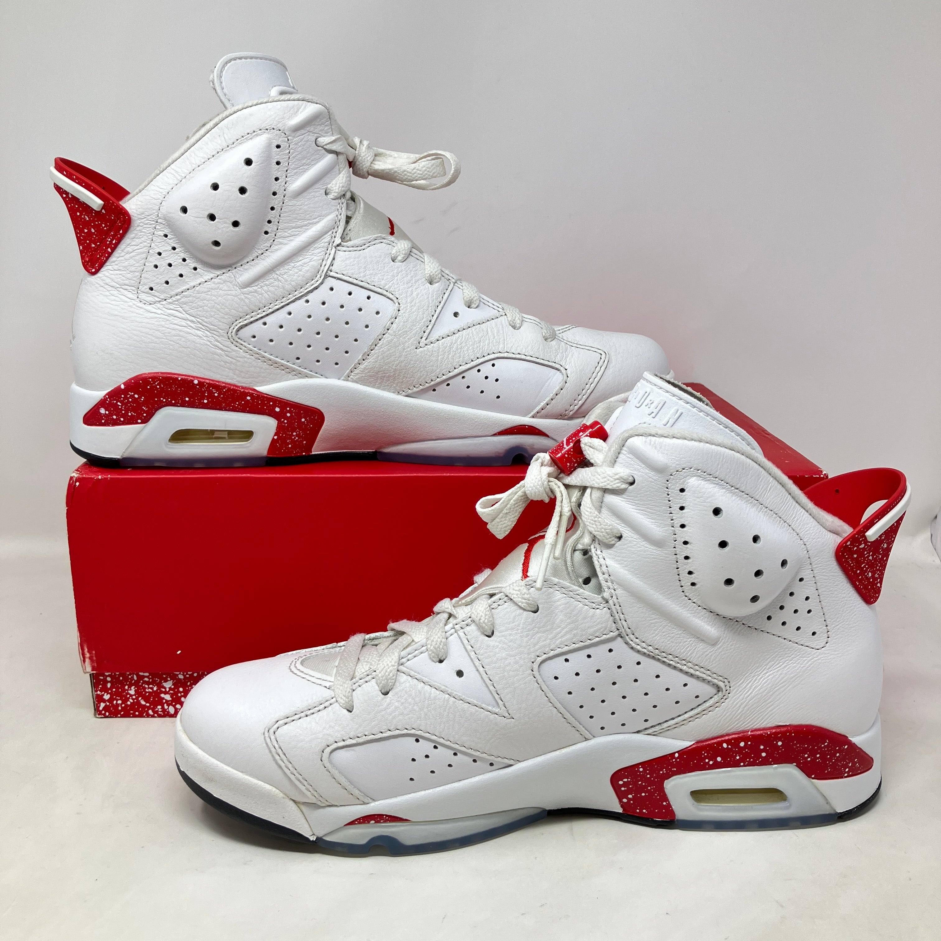 Jordan 6 Retro Red Oreo