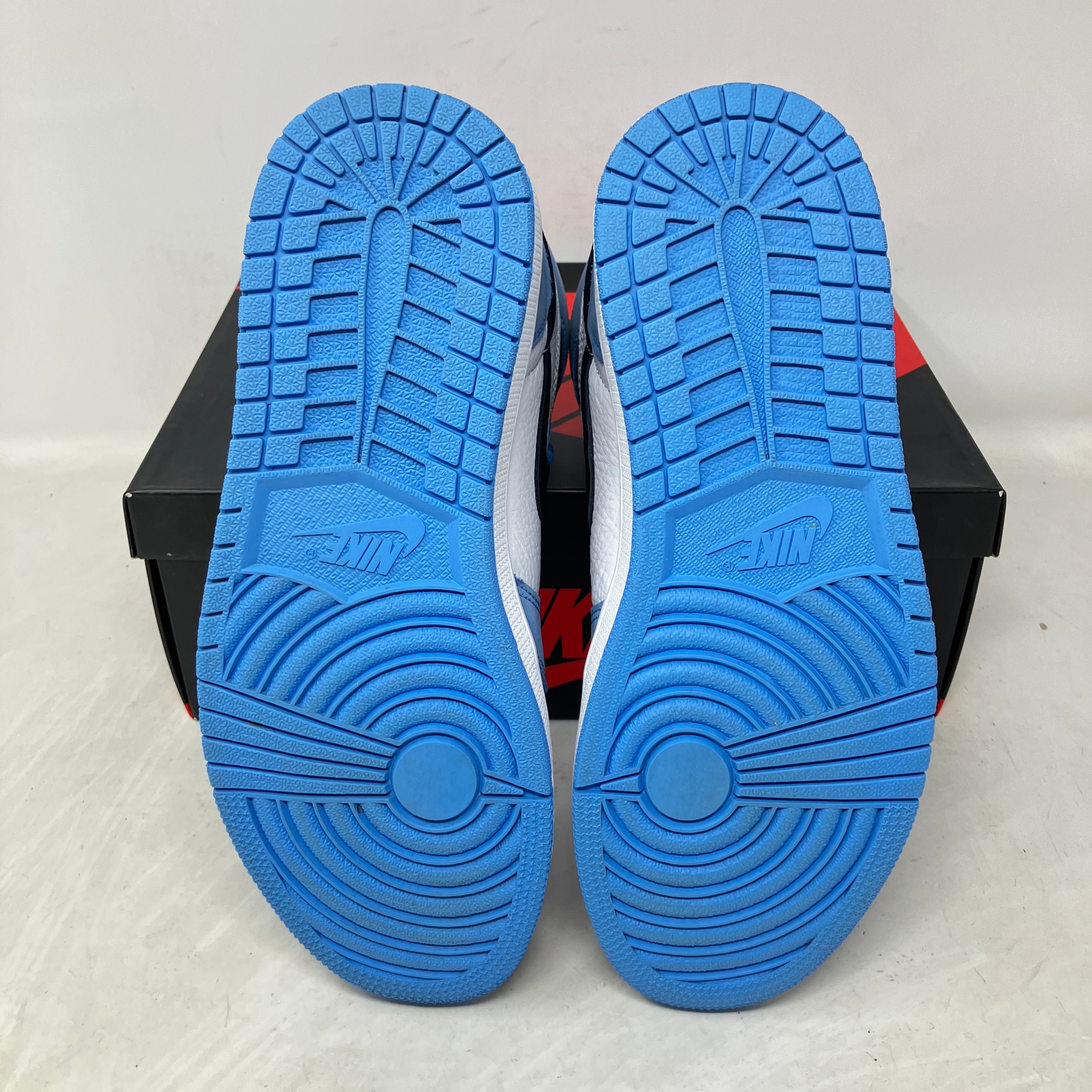 Jordan 1 Retro High OG University Blue