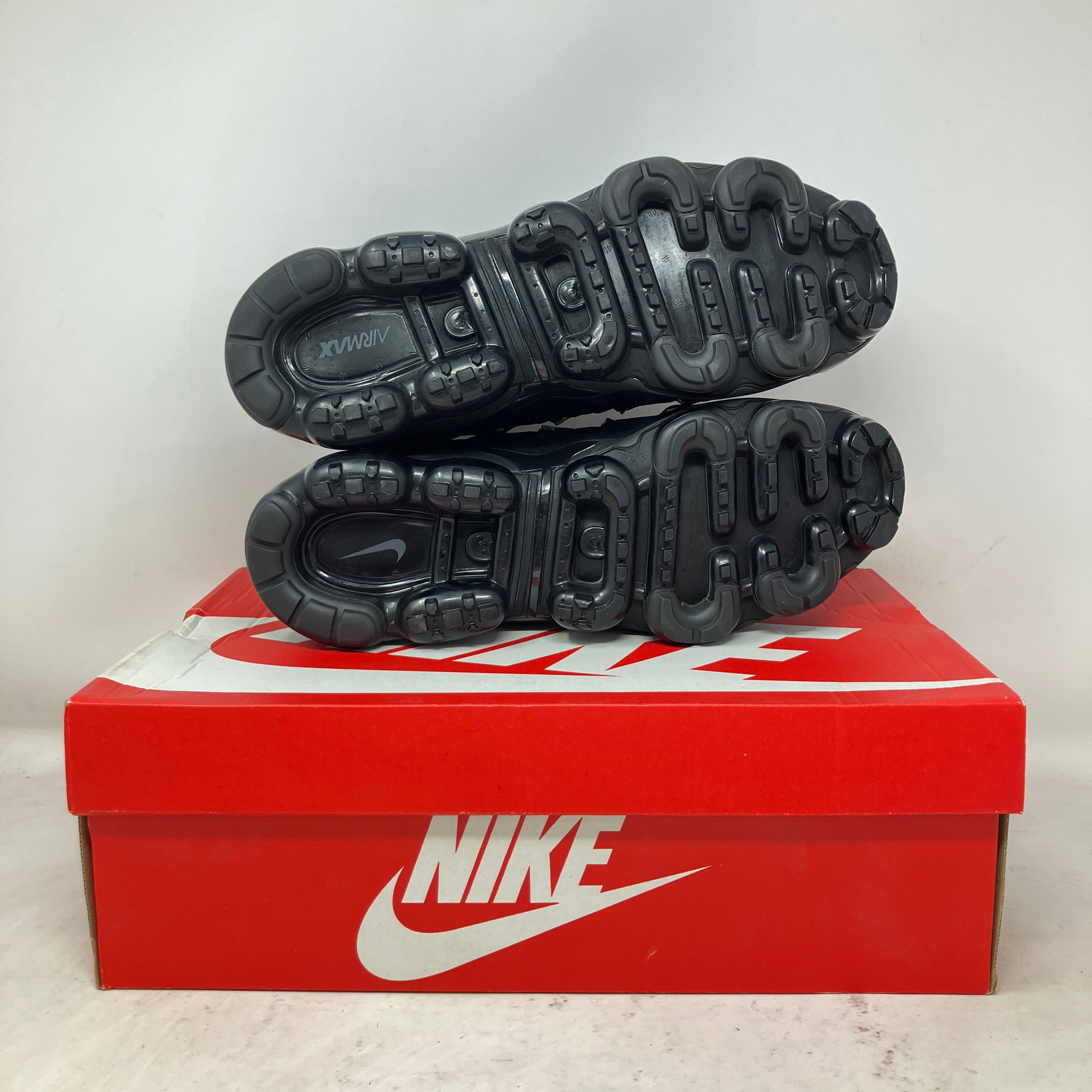 Nike Air VaporMax Plus Triple Black