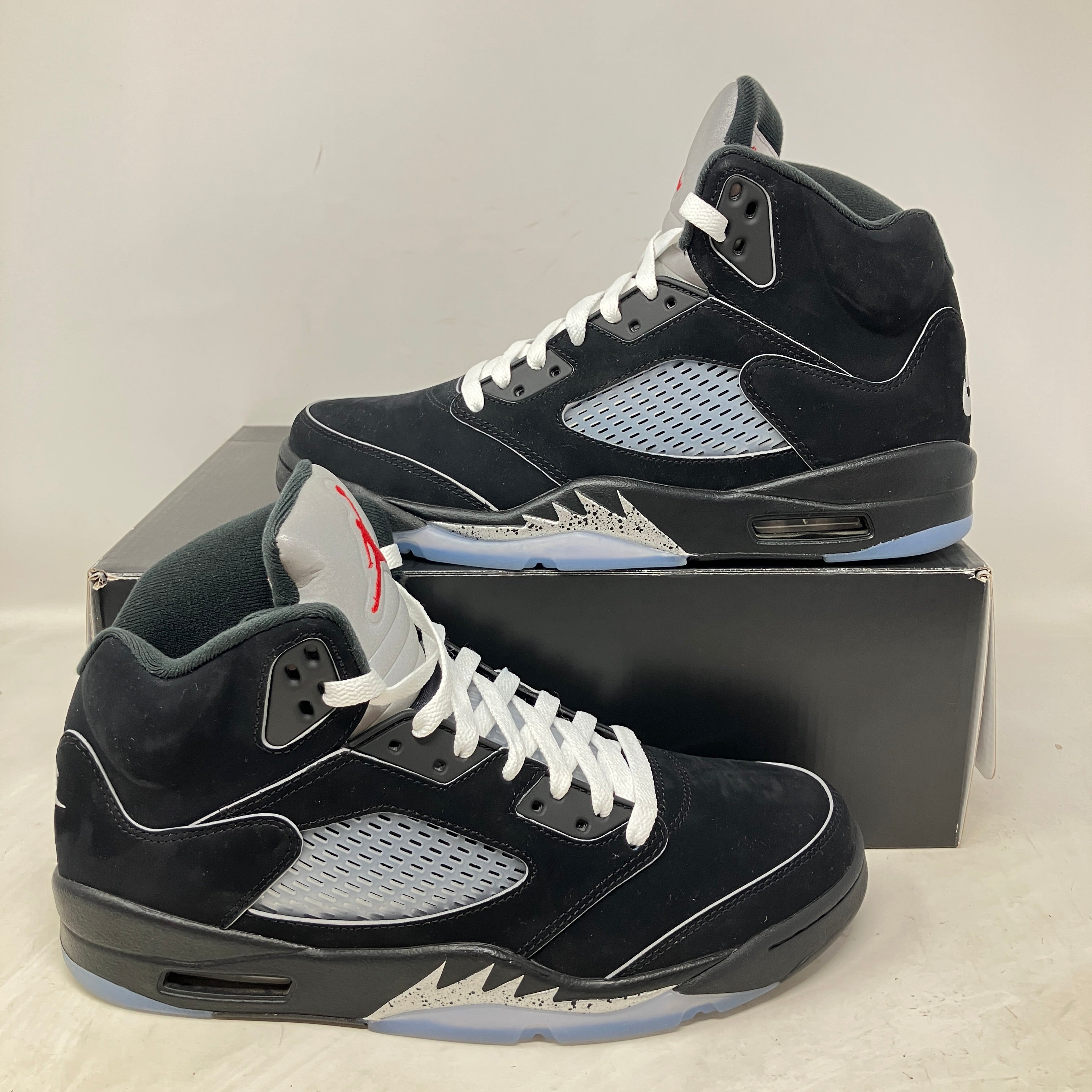 Jordan 5 Retro OG Black Metallic Reimagined