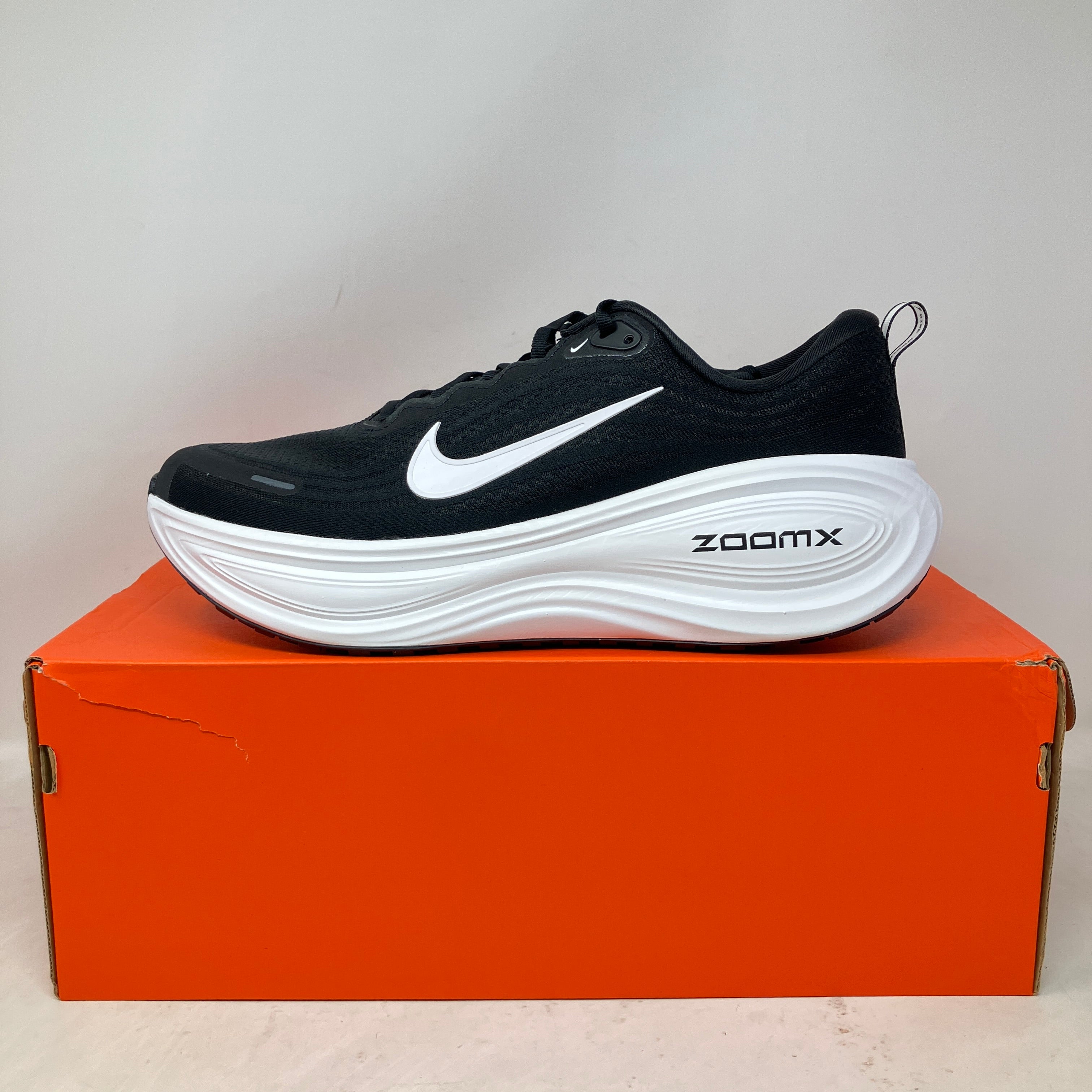 Nike Vomero Plus Black White