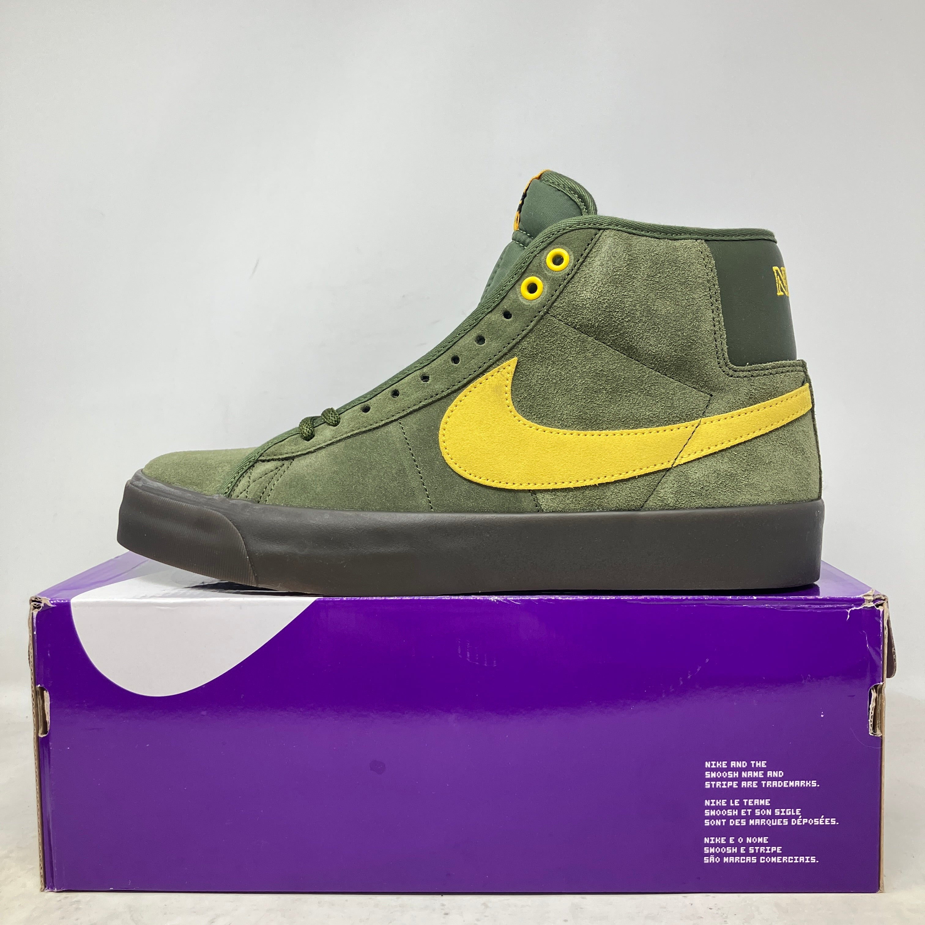 Nike SB Zoom Blazer Mid Antihero Skateboards