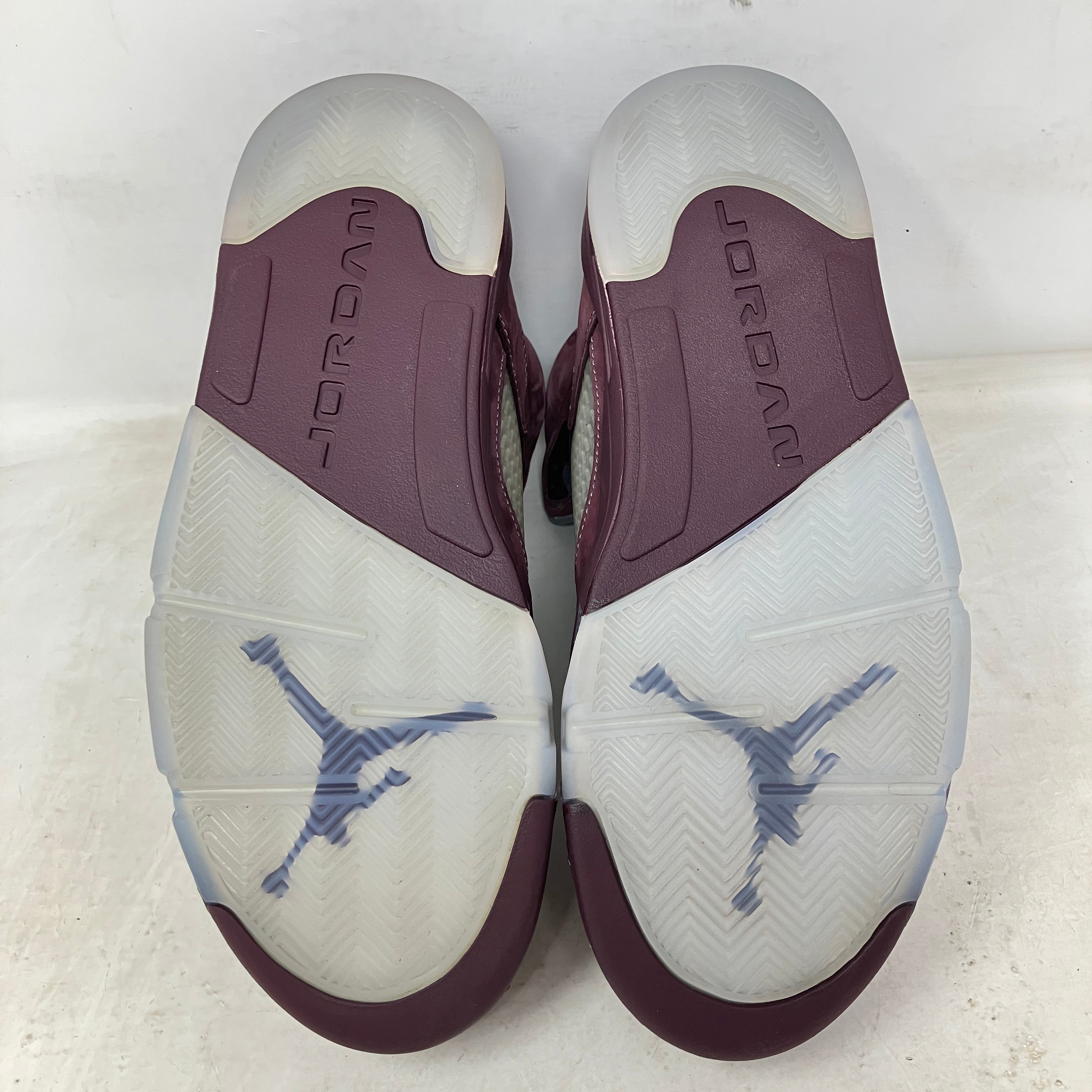 Jordan 5 Retro Burgundy (2023)