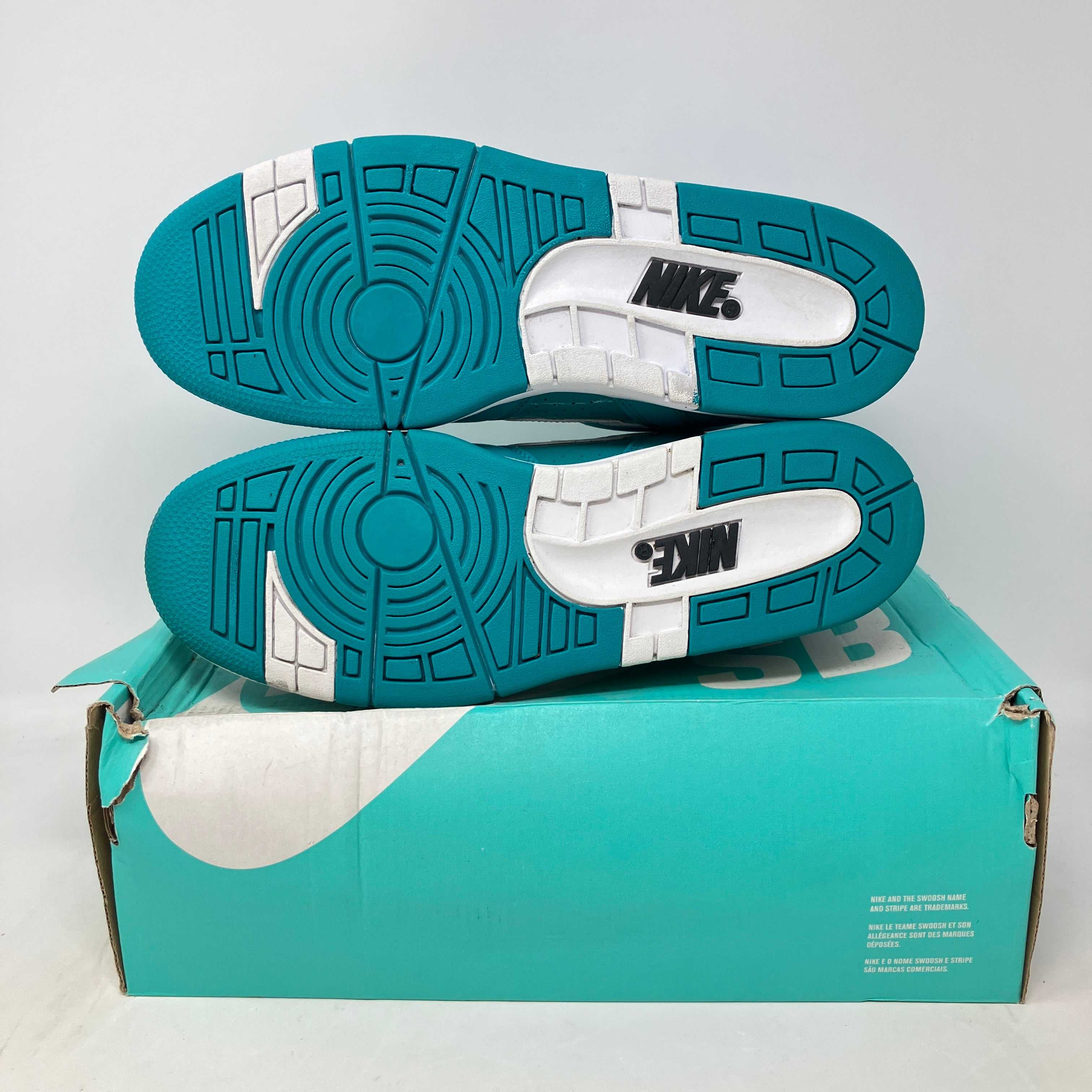 Nike SB Air Force 2 Low Supreme Blue