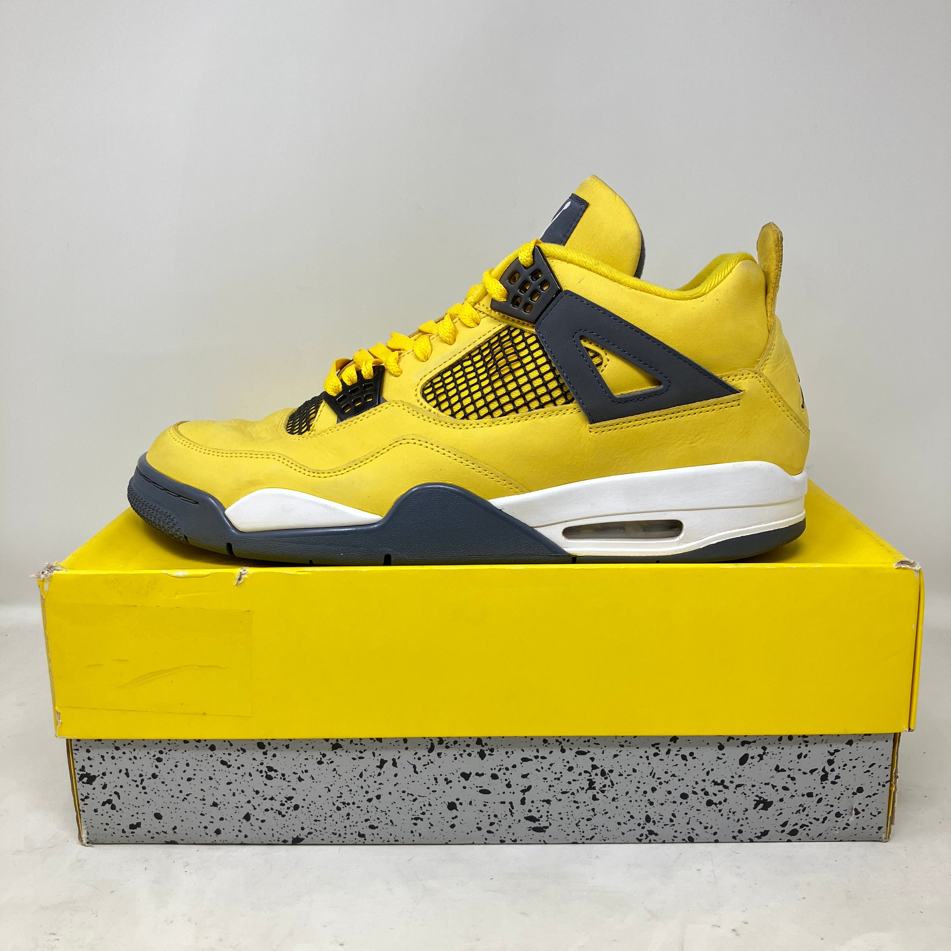 Jordan 4 Retro Lightning (2021)
