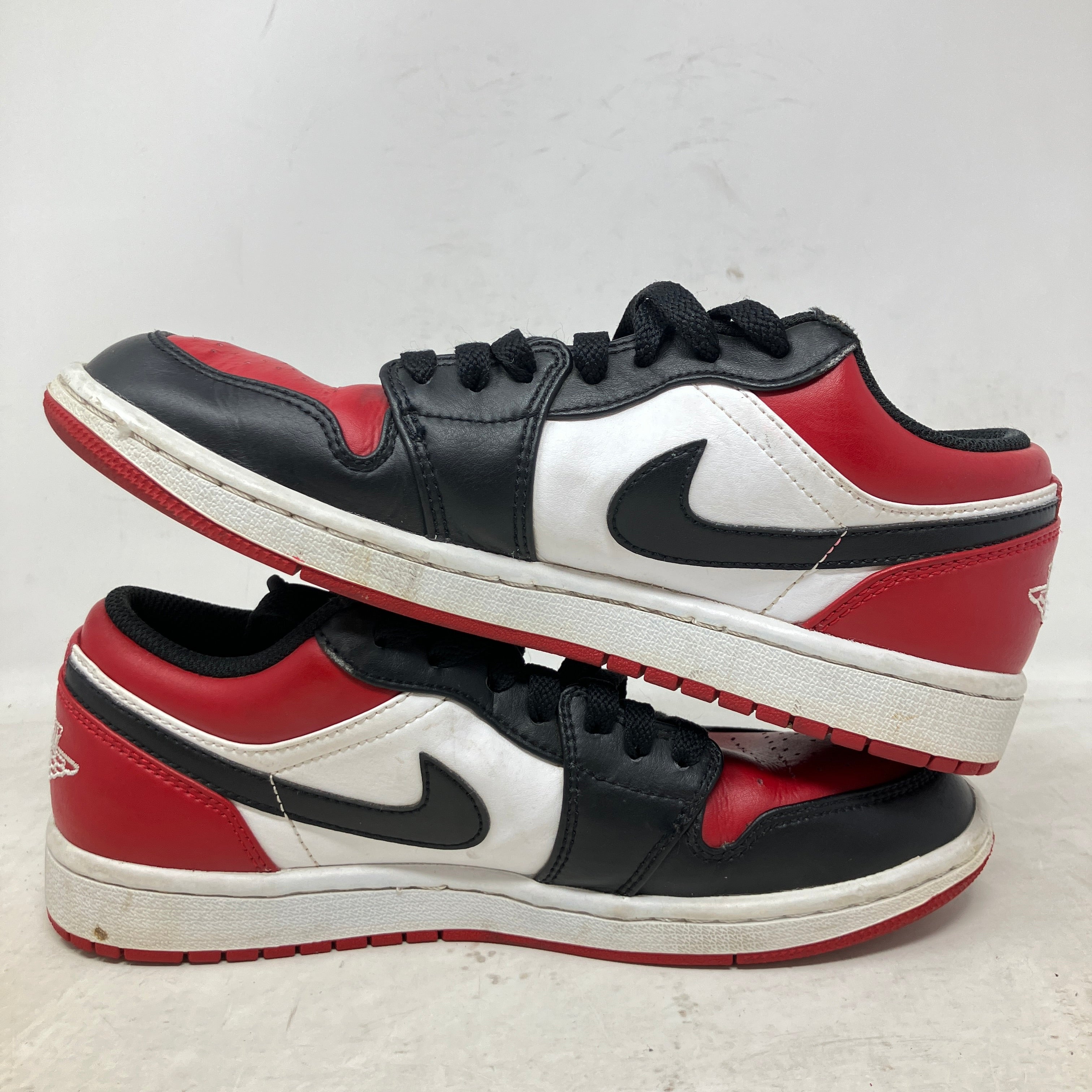 Jordan 1 Low Bred Toe
