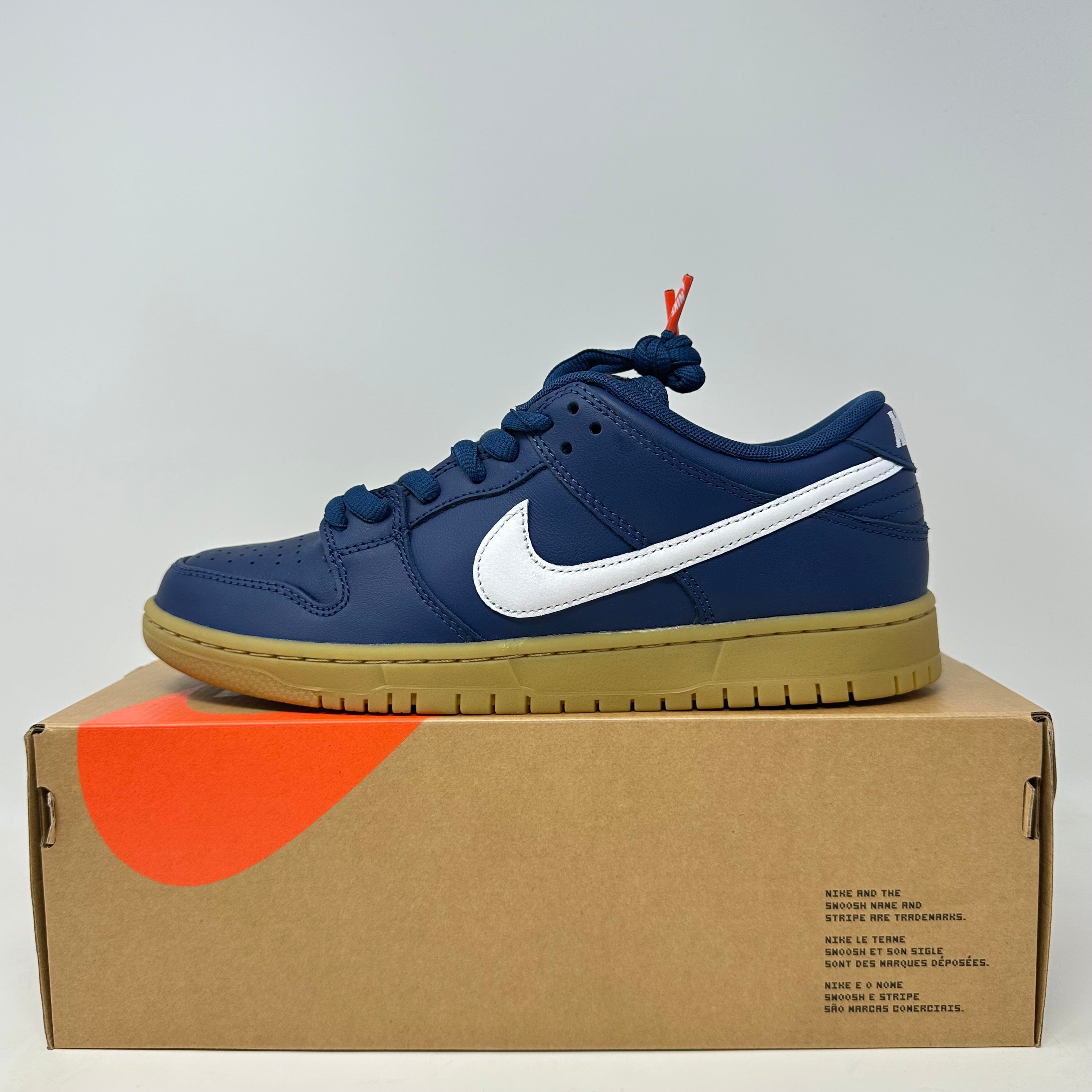 Nike SB Dunk Low Navy Gum
