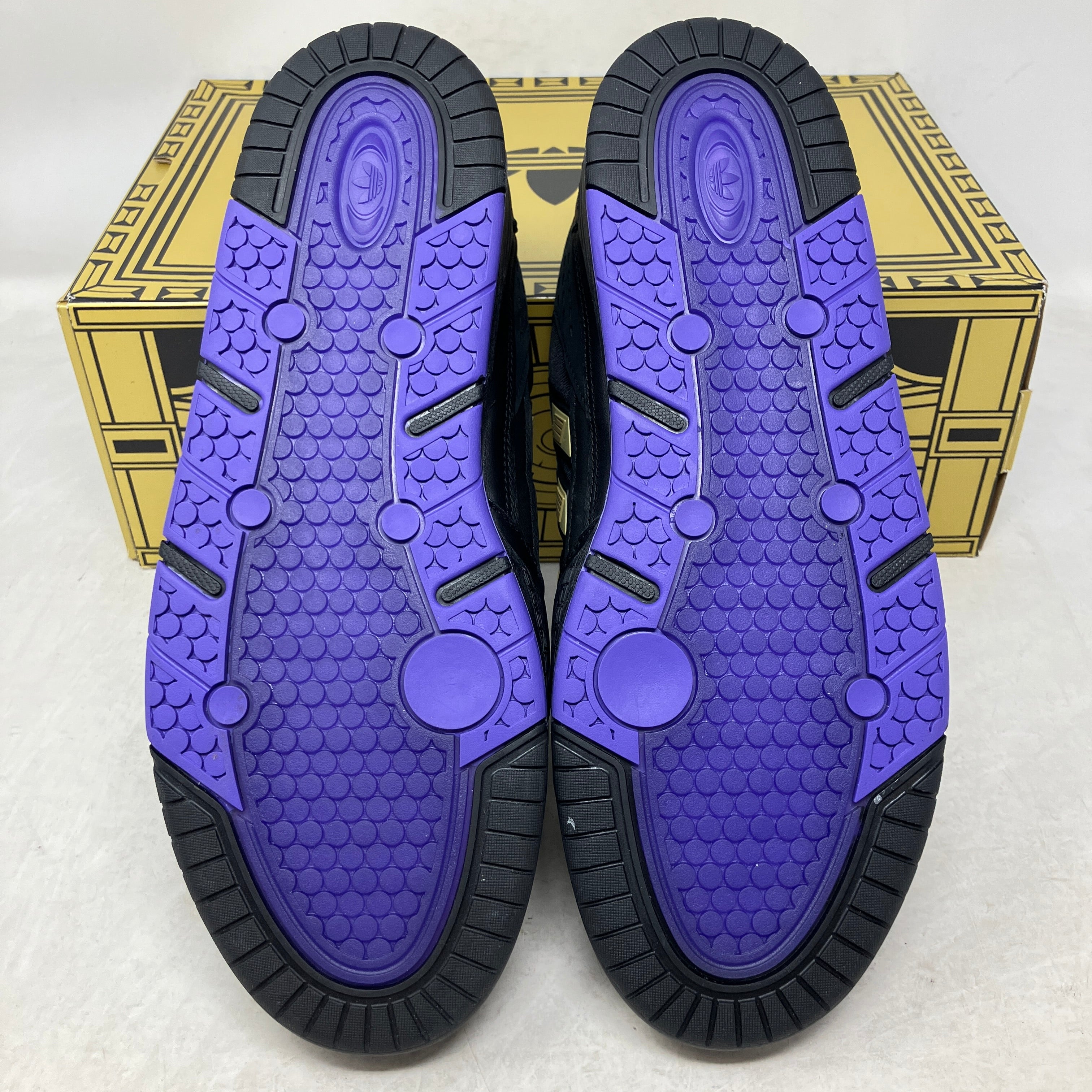 adidas ADI2000 Yu-Gi-Oh! Yugi's World (with Sealed Dark Magician Promo Card)
