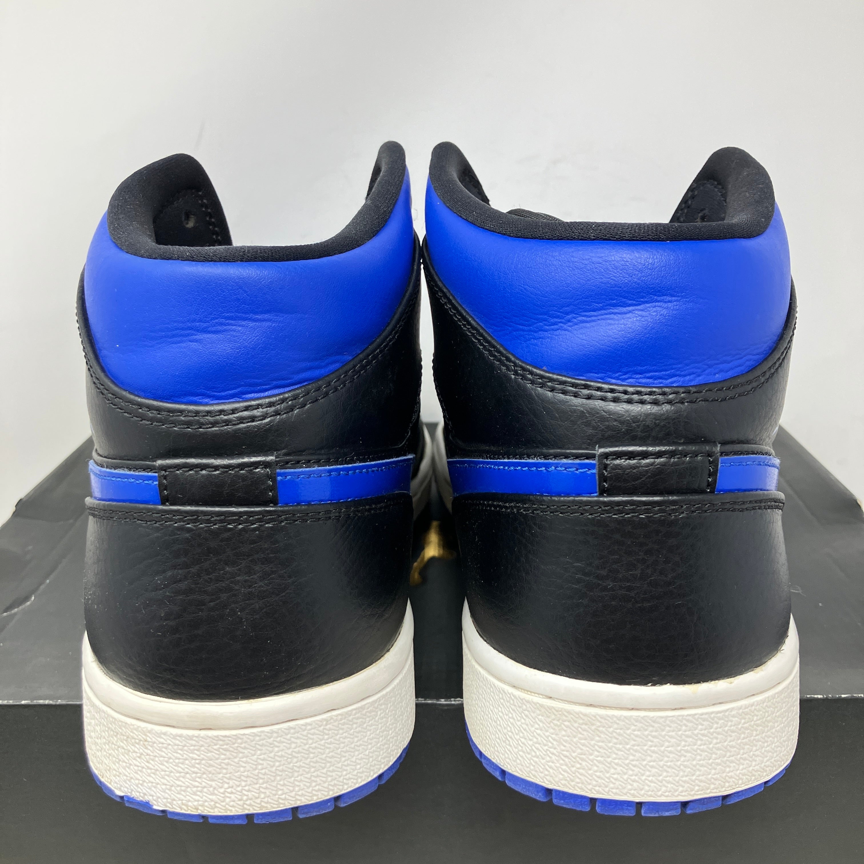 Jordan 1 Mid Royal (2020)