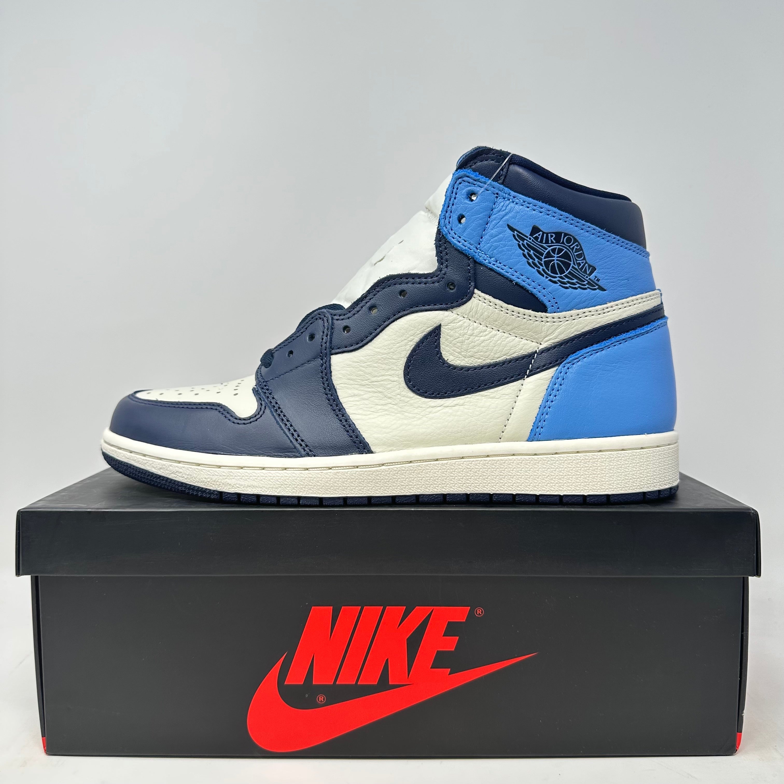 Jordan 1 Retro High Obsidian