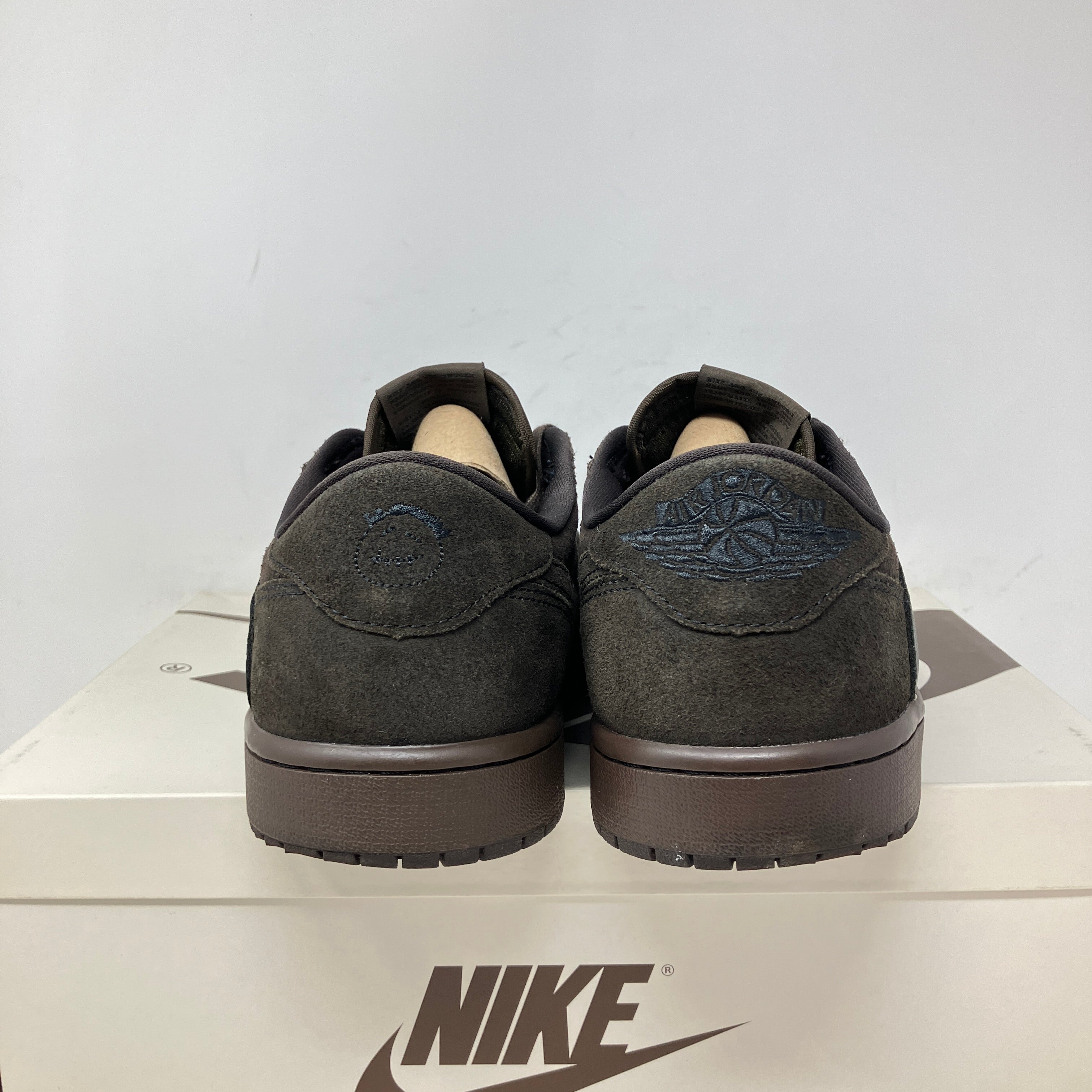 Jordan 1 Retro Low OG SP Travis Scott Velvet Brown