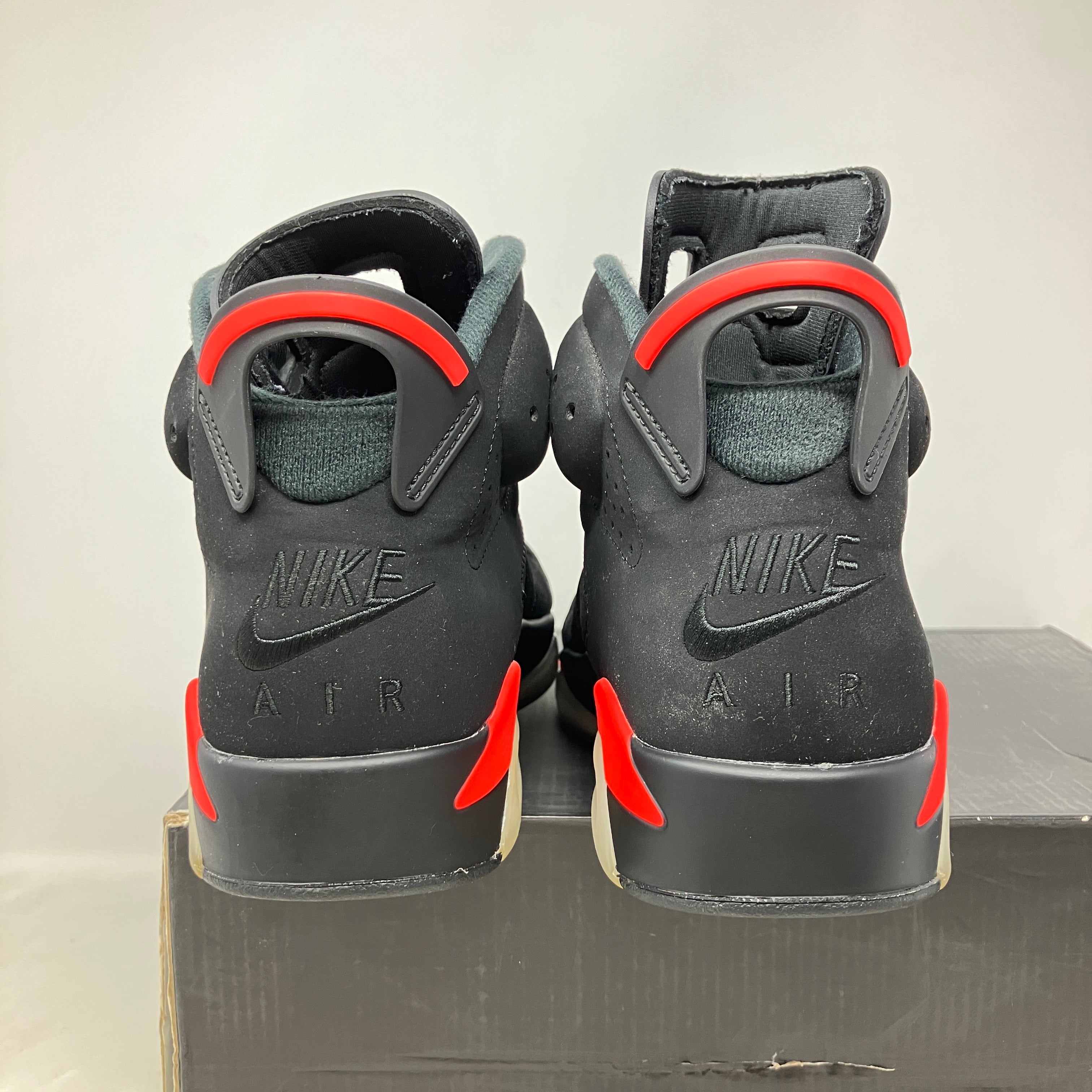 Jordan 6 Retro Black Infrared (2019)