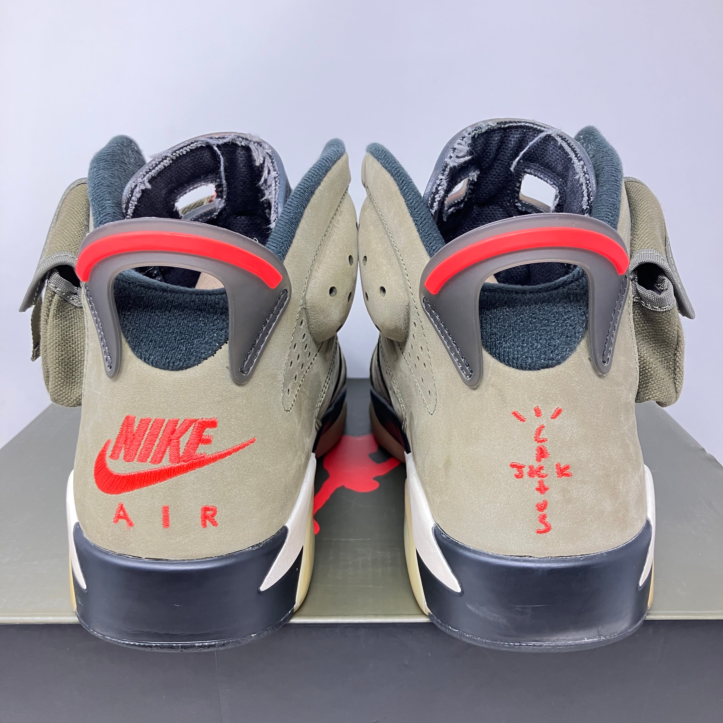 Jordan 6 Retro Travis Scott