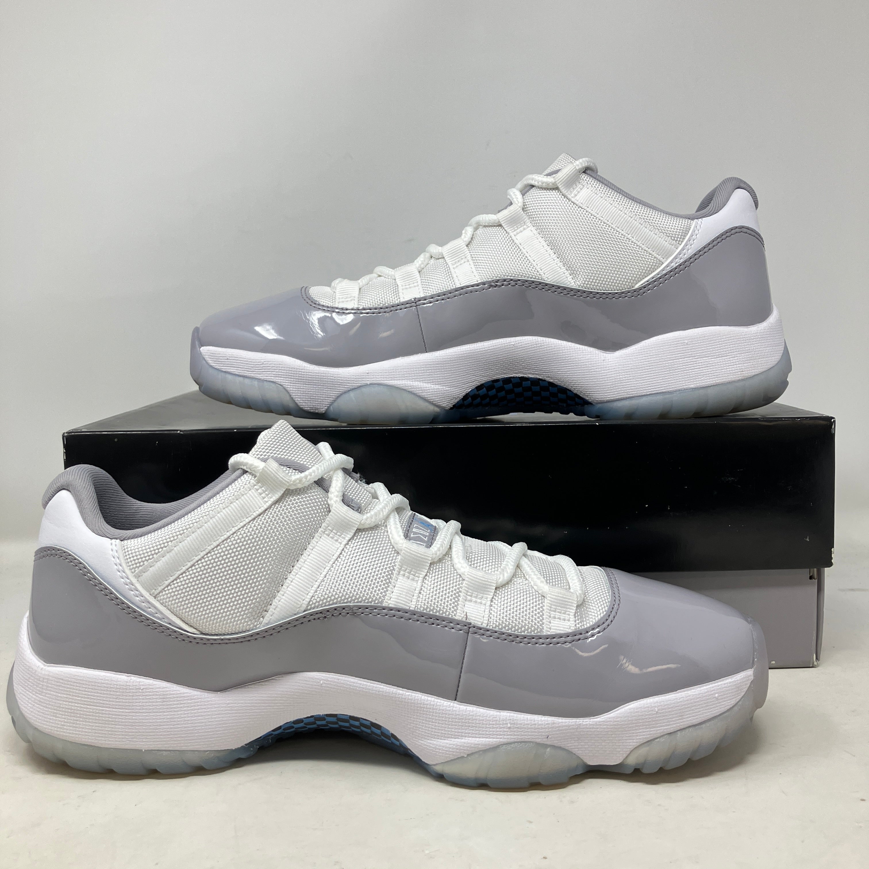 Jordan 11 Retro Low Cement Grey
