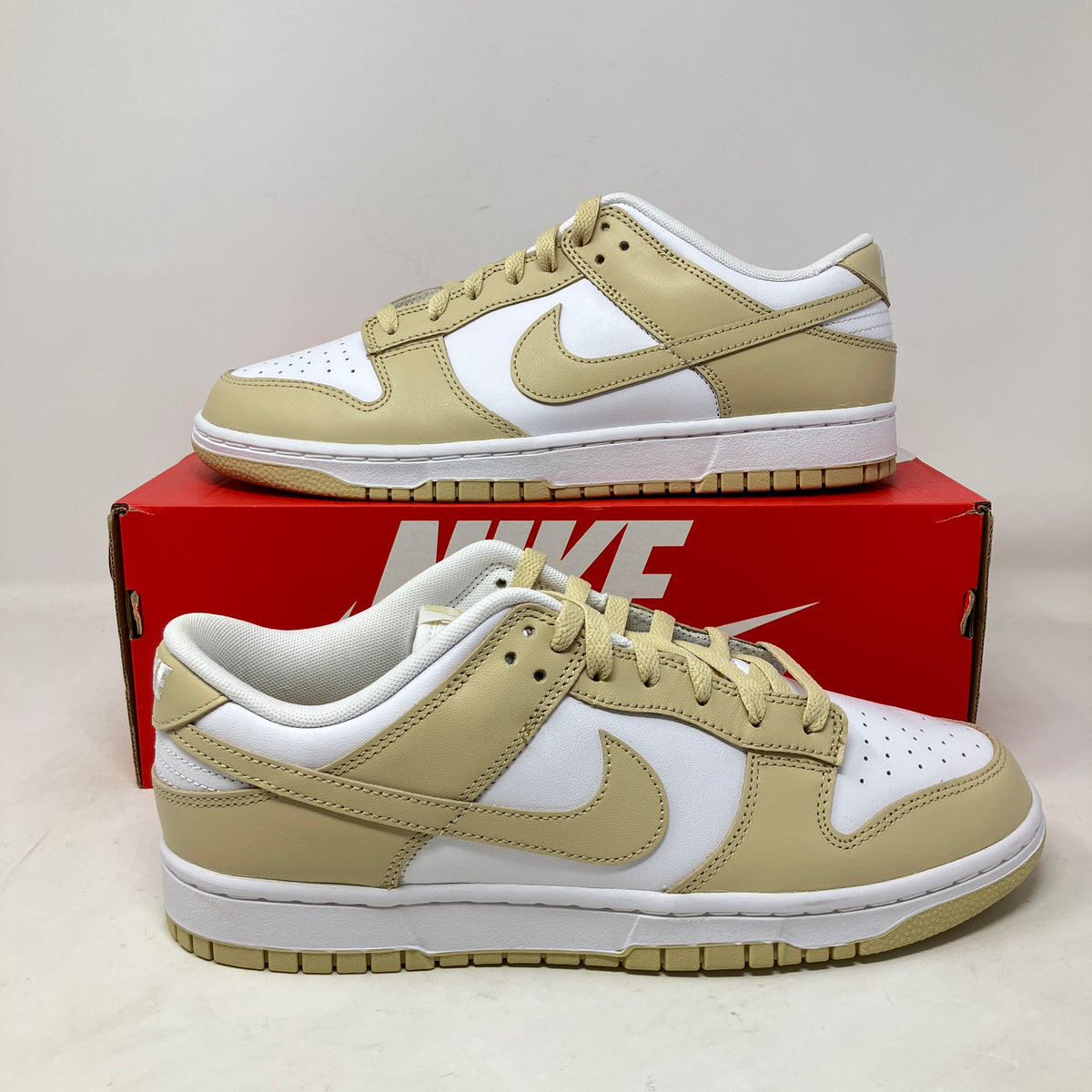 Nike Dunk Low Team Gold, alternate view 1
