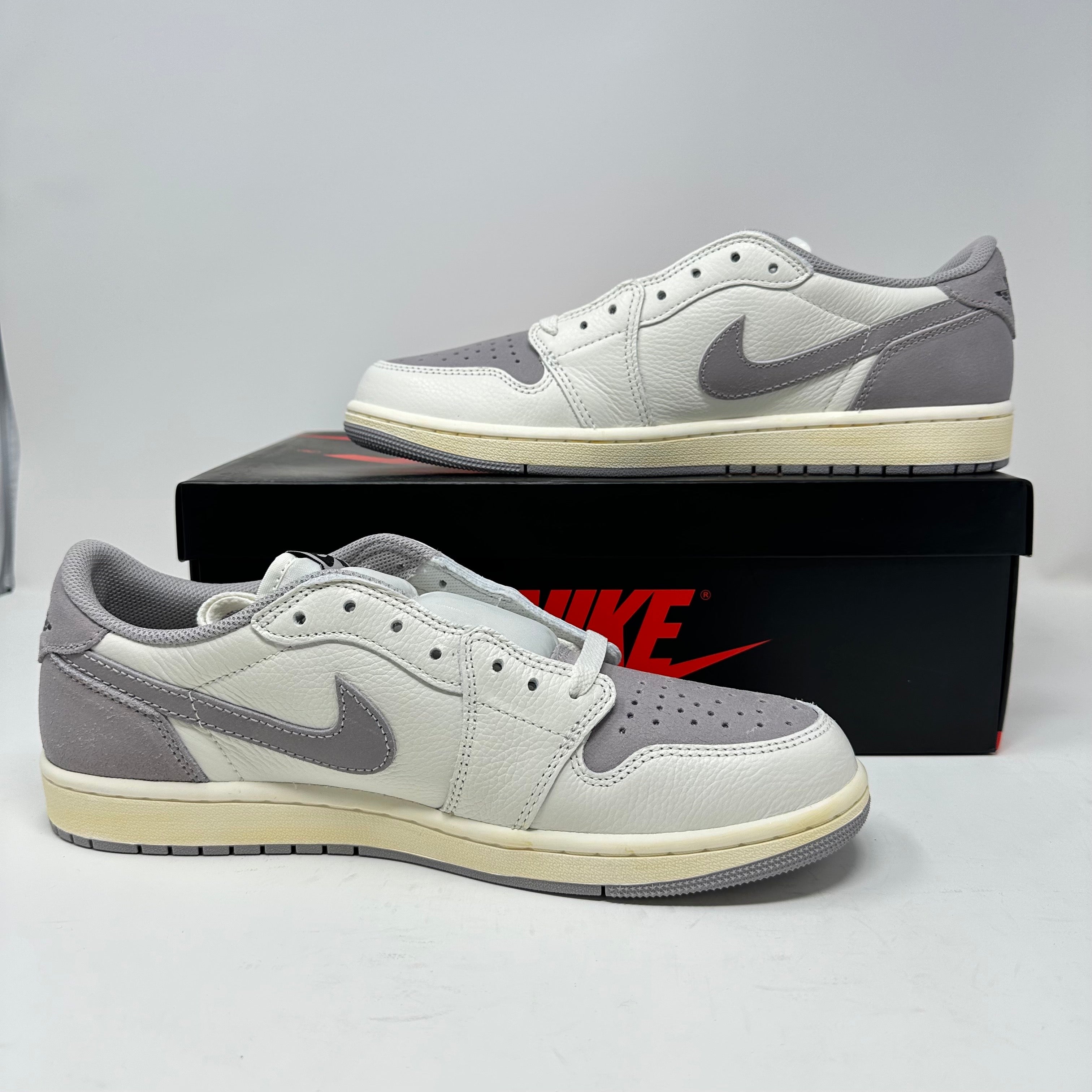 Jordan 1 Retro Low OG Atmosphere Grey