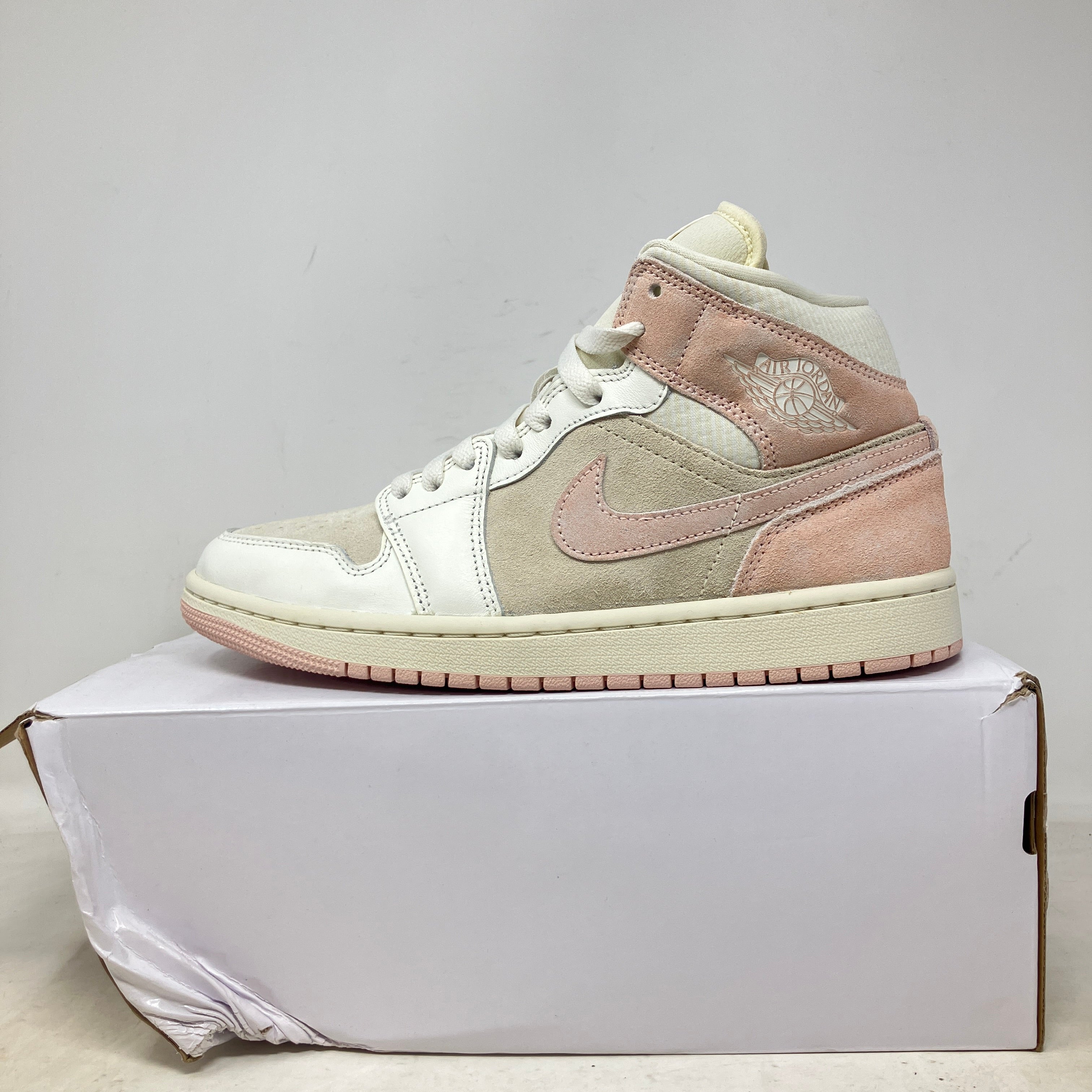 Jordan 1 Mid SE Seersucker (Women's)