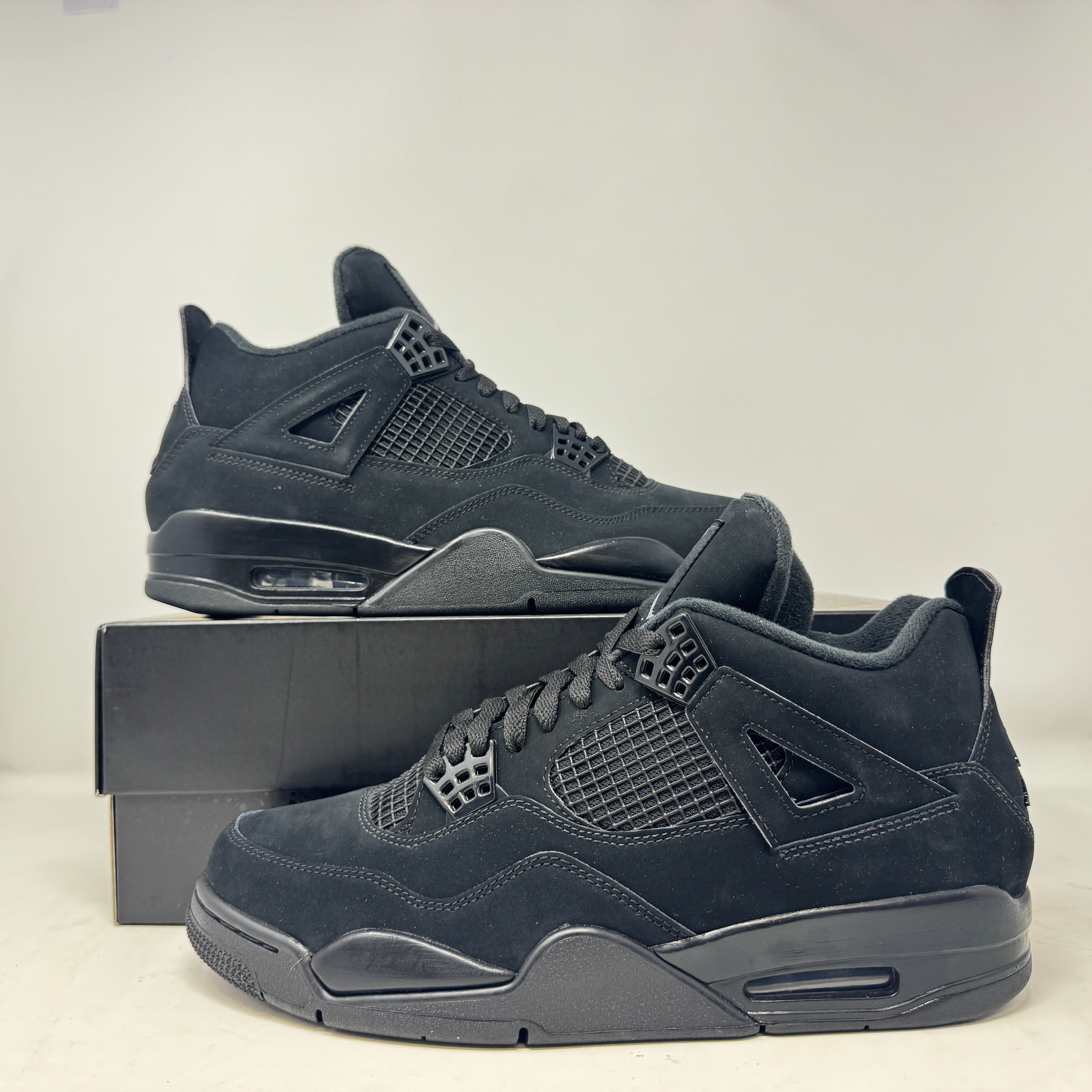 Jordan 4 Retro Black Cat (2020)