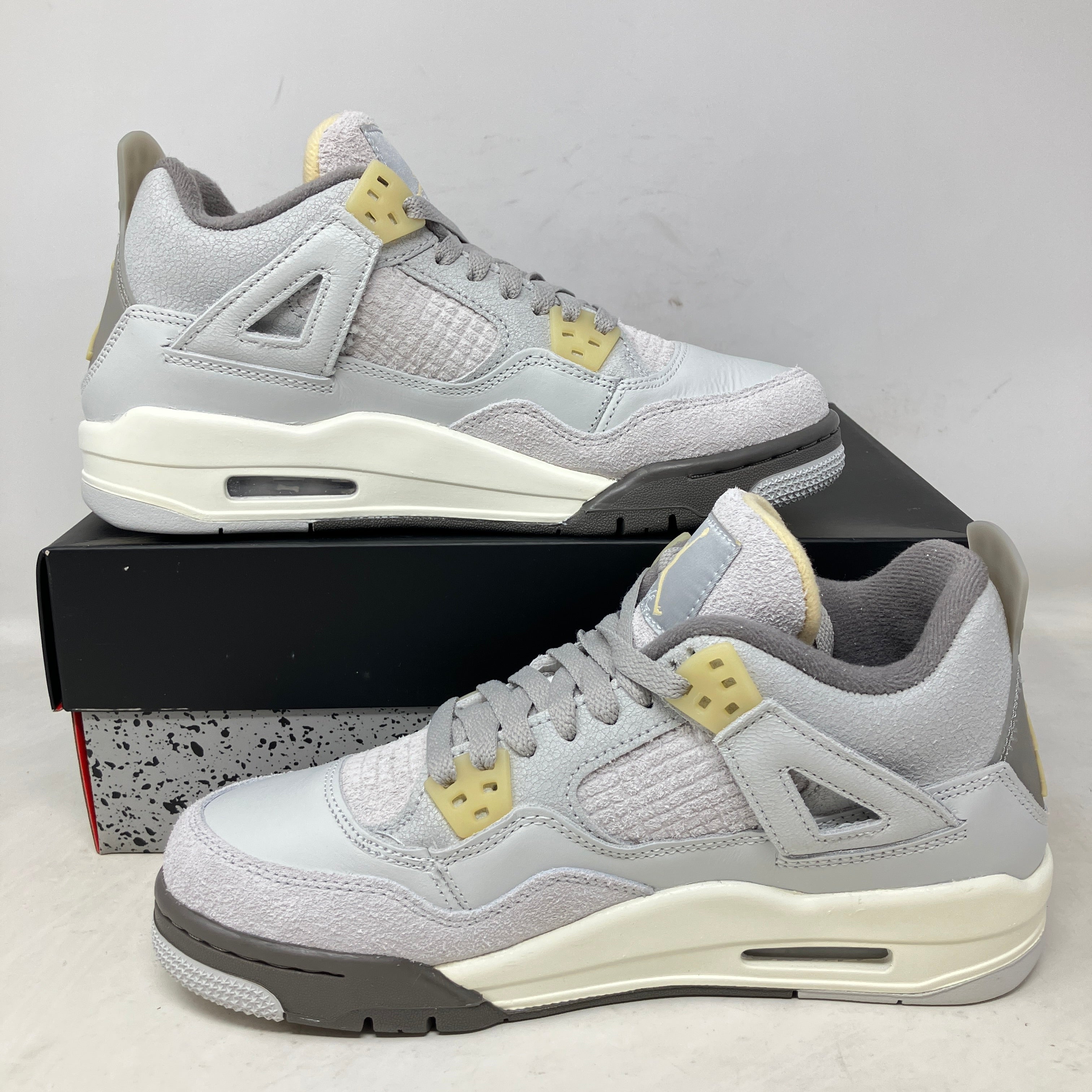 Jordan 4 Retro SE Craft Photon Dust (GS)