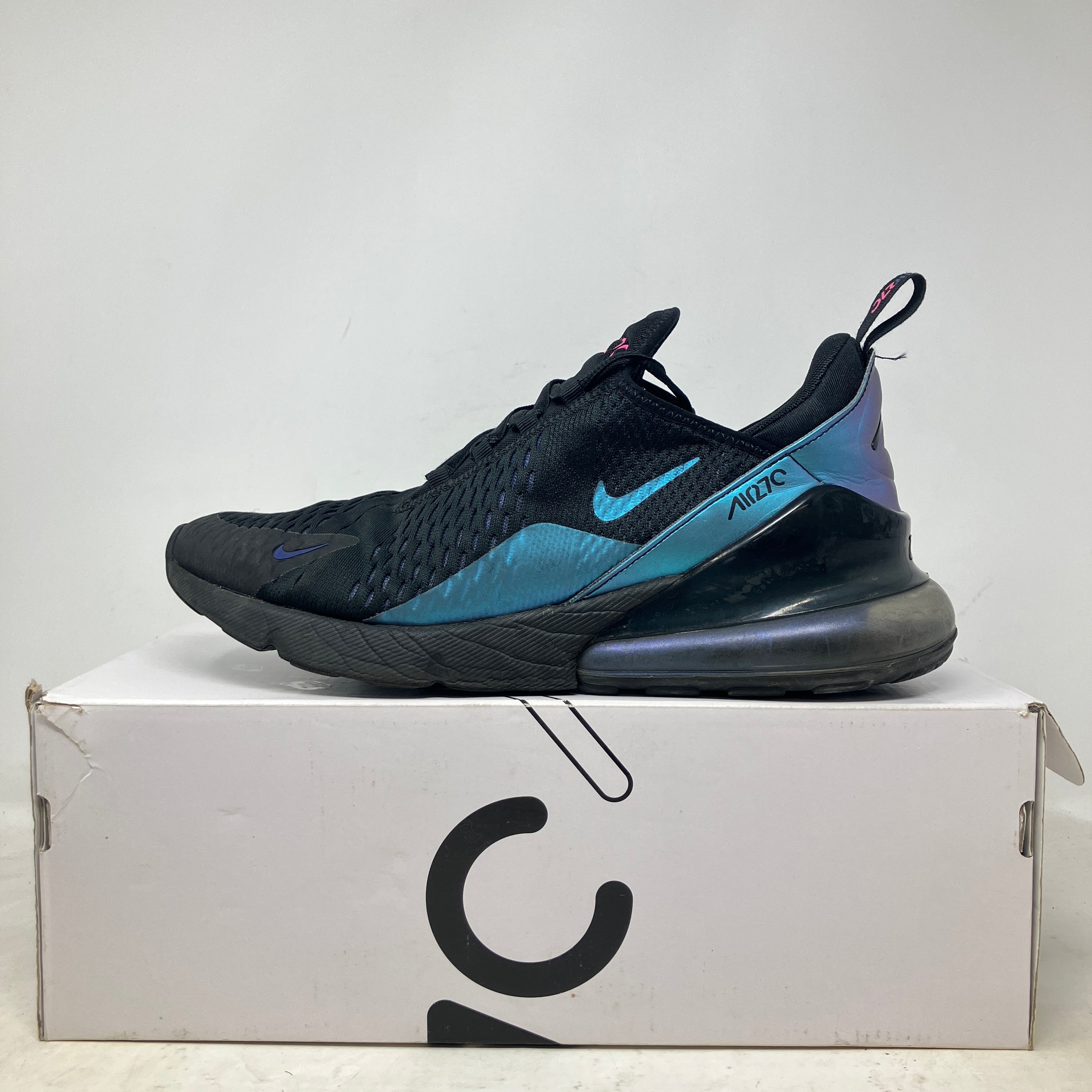 Nike Air Max 270 Throwback Future