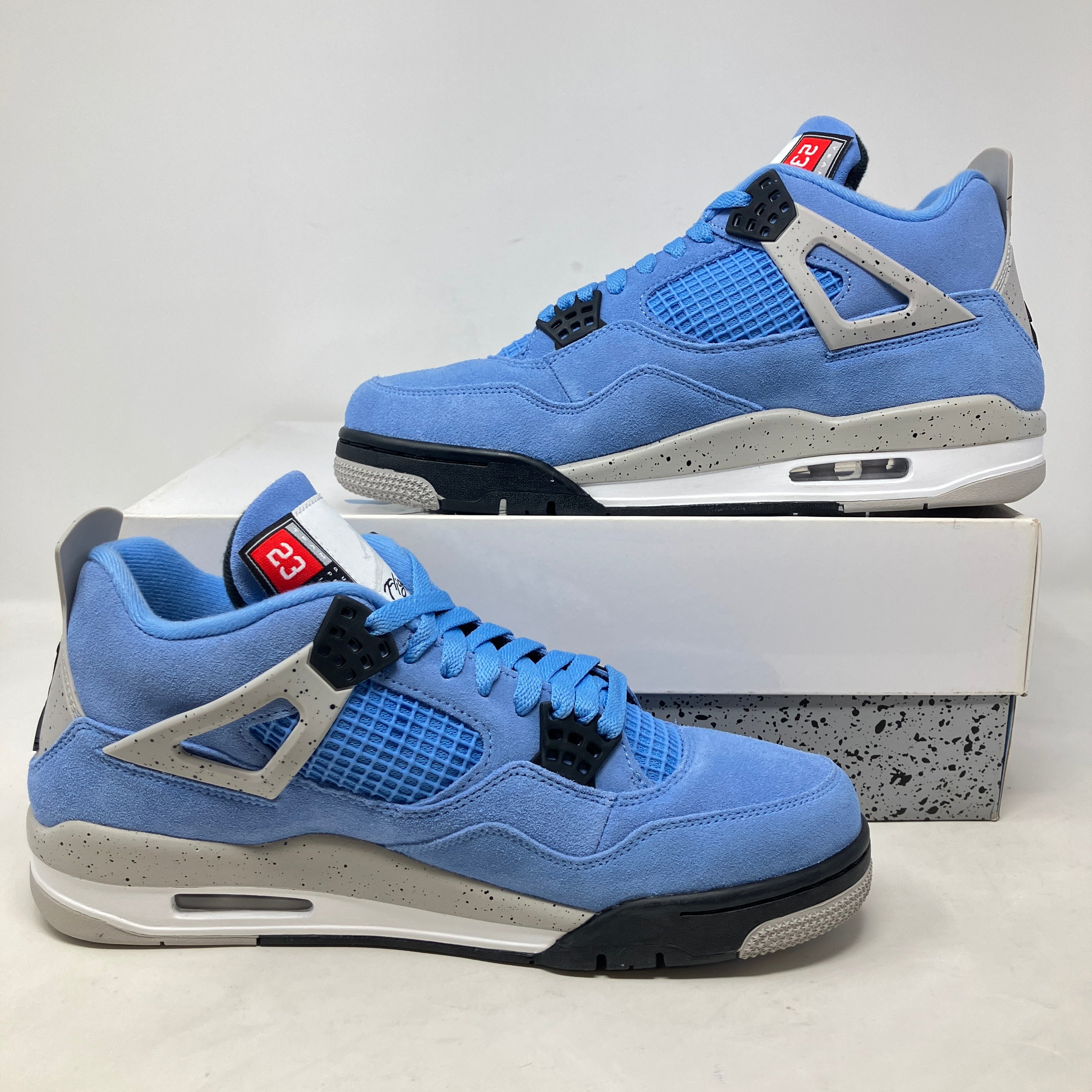 Jordan 4 Retro University Blue