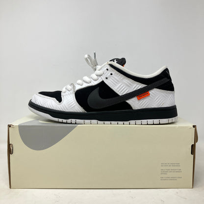 Nike SB Dunk Low TIGHTBOOTH