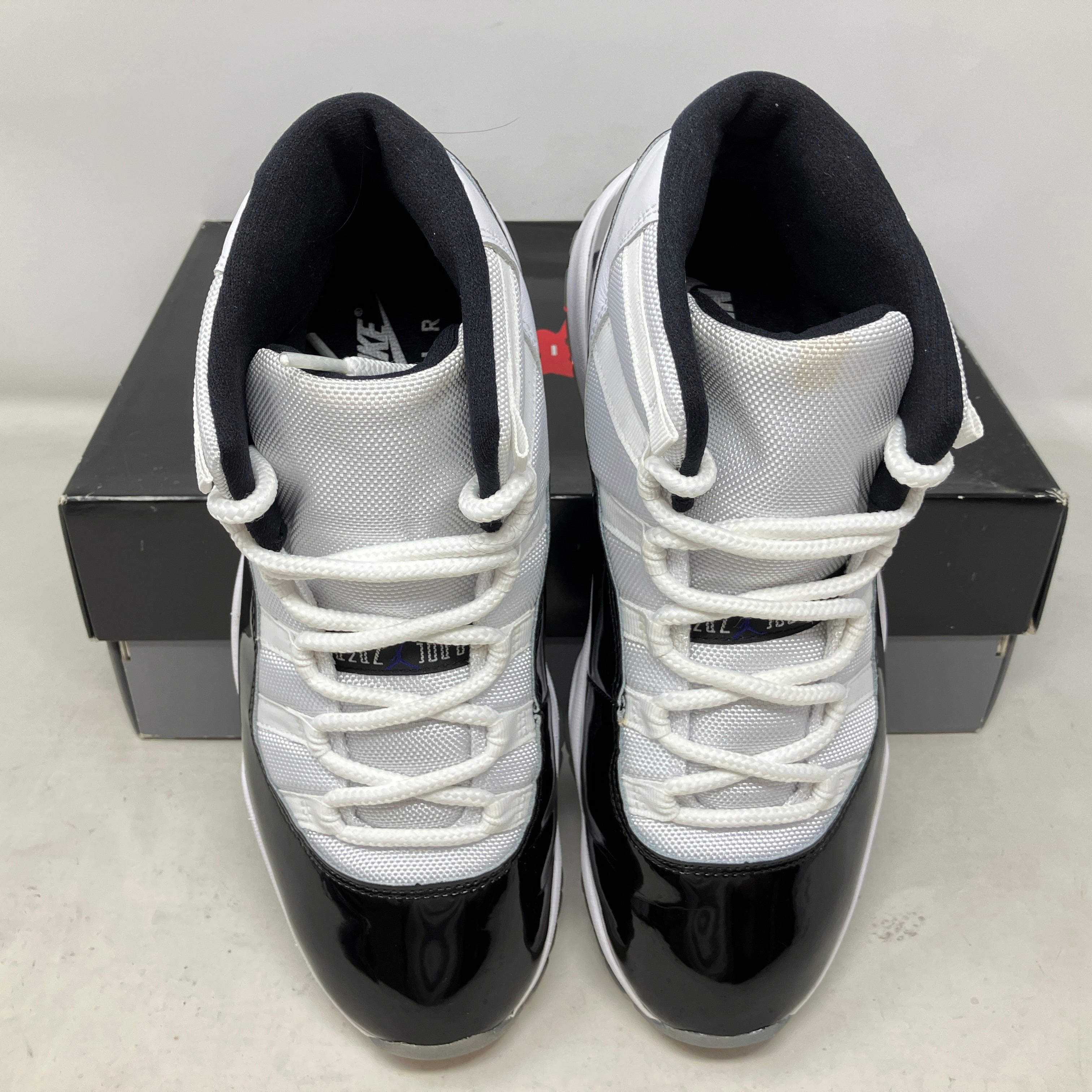 Jordan 11 Retro Concord (2018)