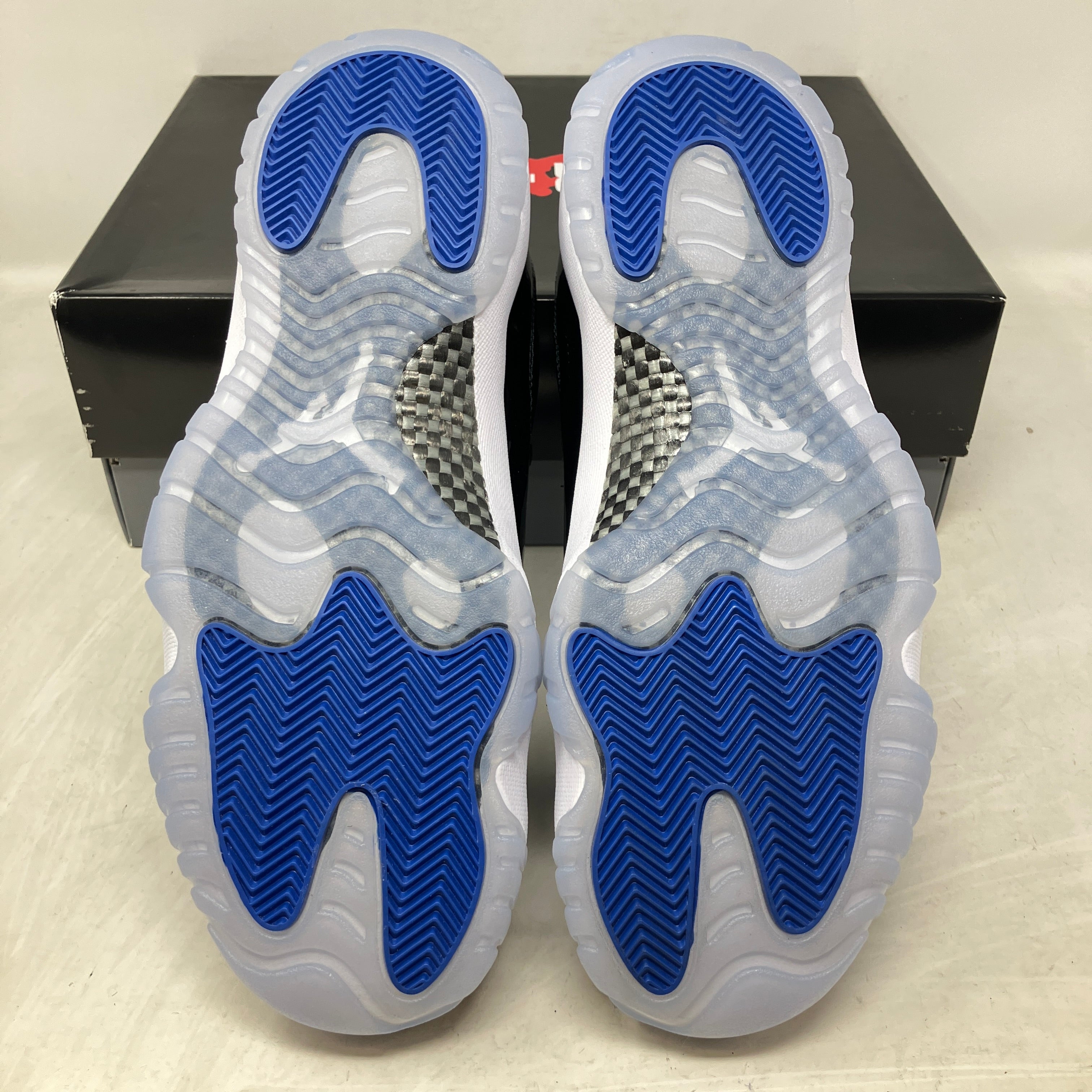 Jordan 11 Retro Low Space Jam