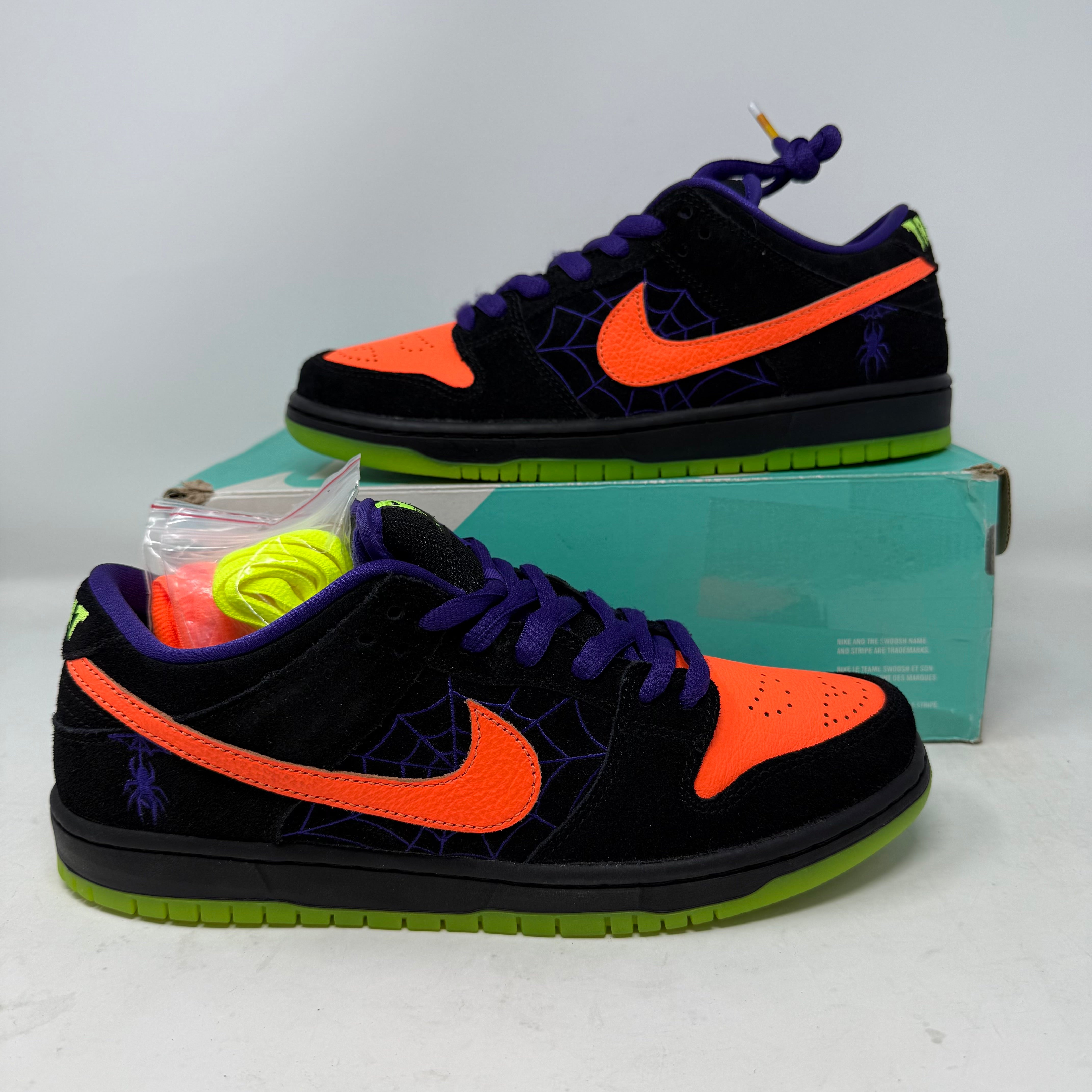 Nike SB Dunk Low Night of Mischief Halloween