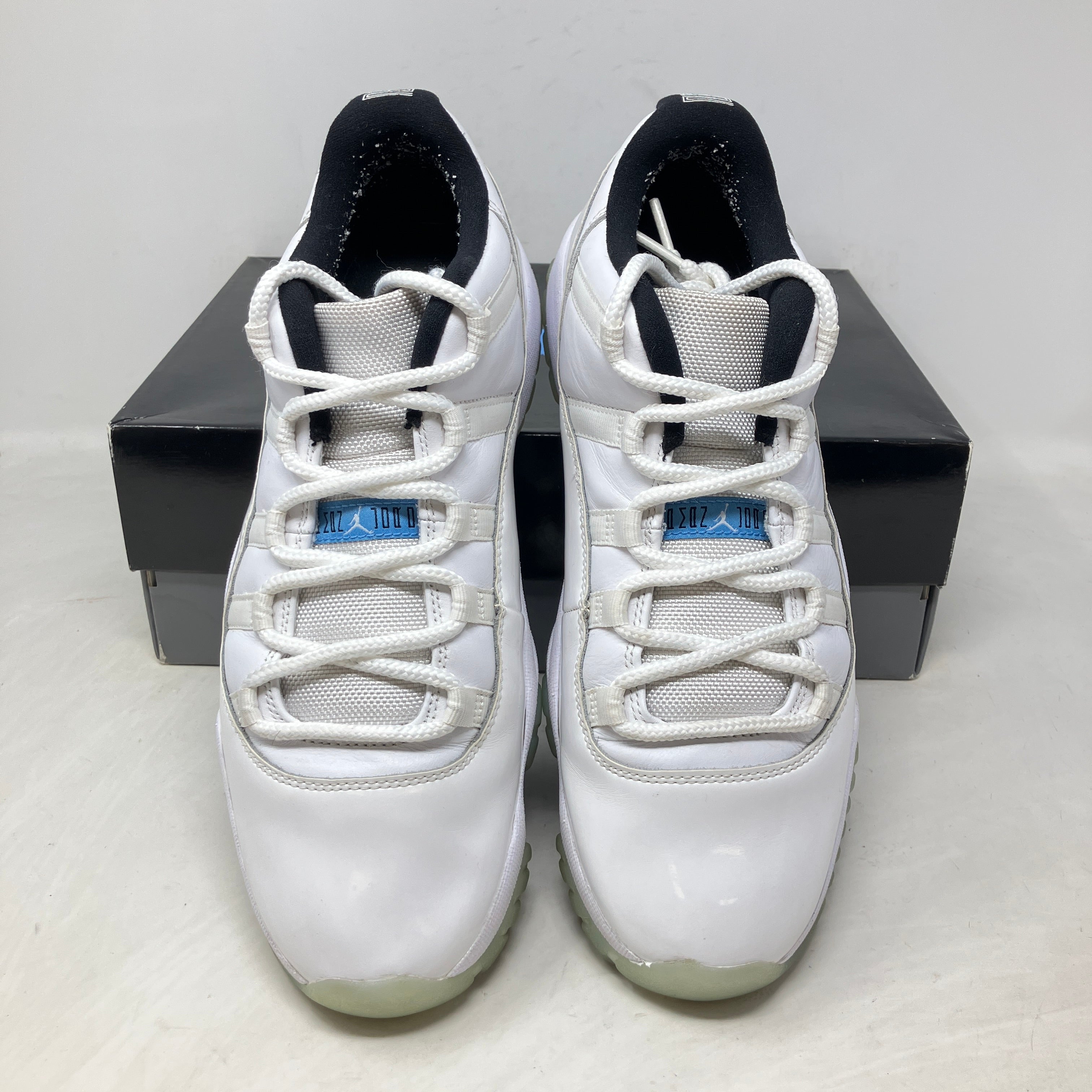 Jordan 11 Retro Low Legend Blue