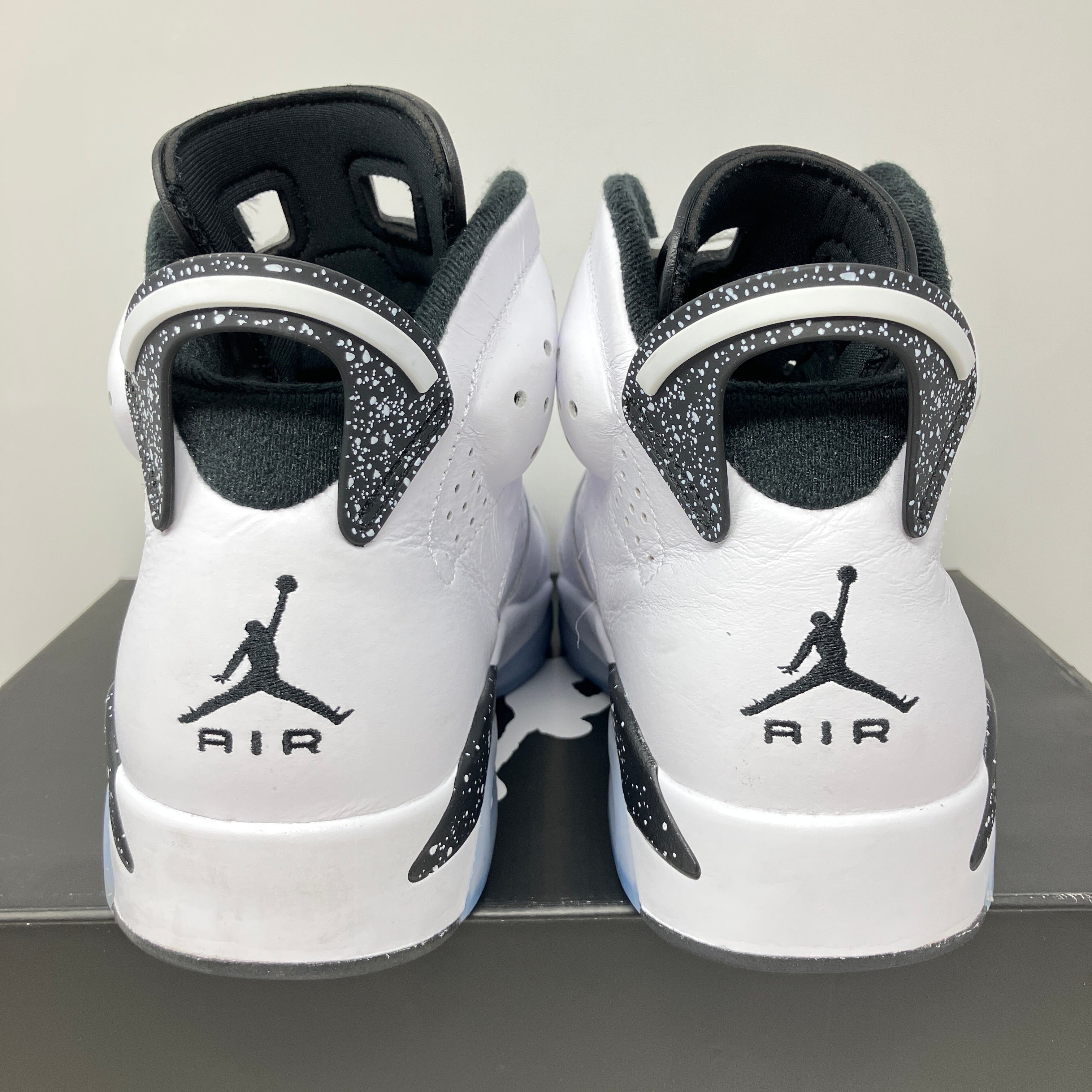 Jordan 6 Retro Reverse Oreo