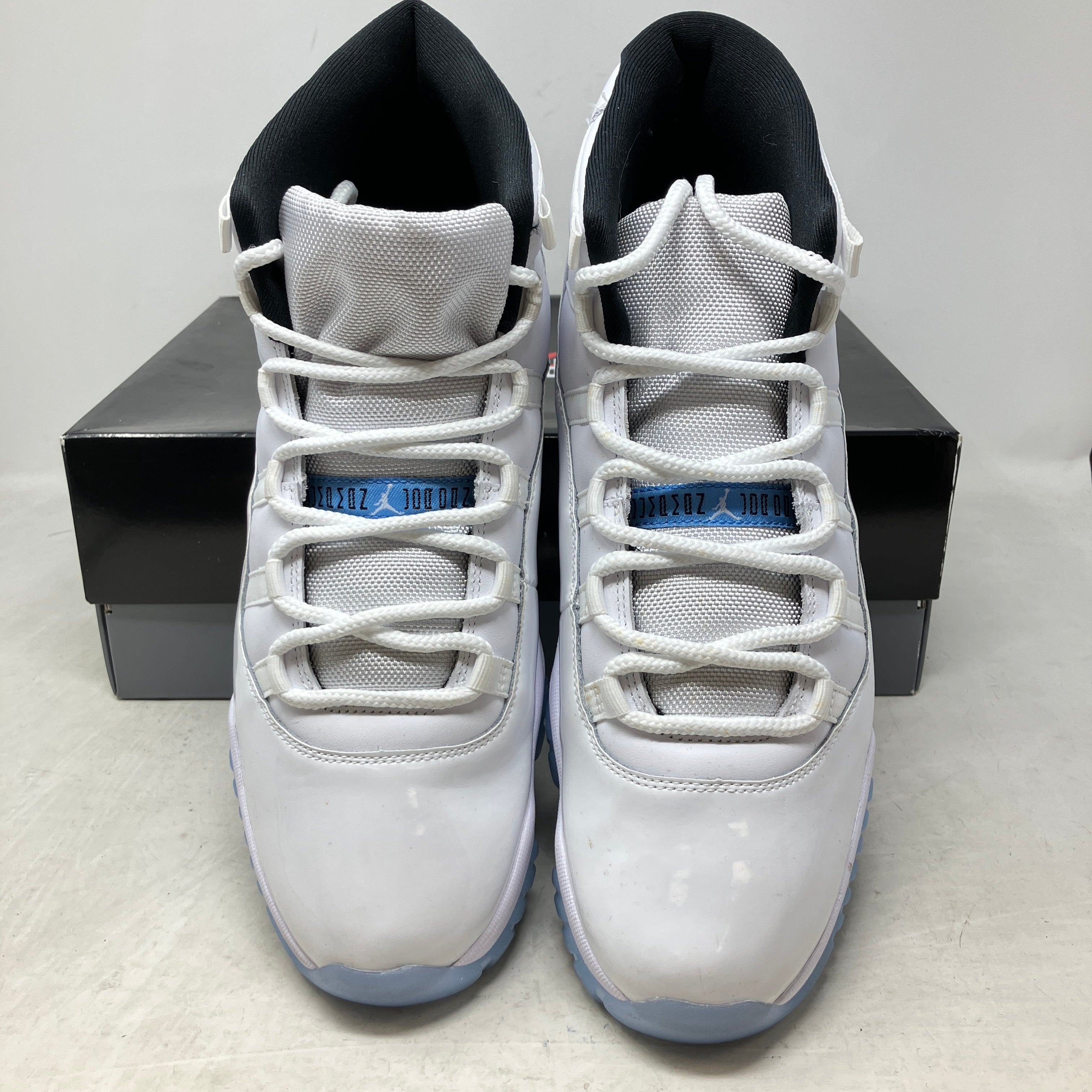 Jordan 11 Retro Legend Blue (2024)