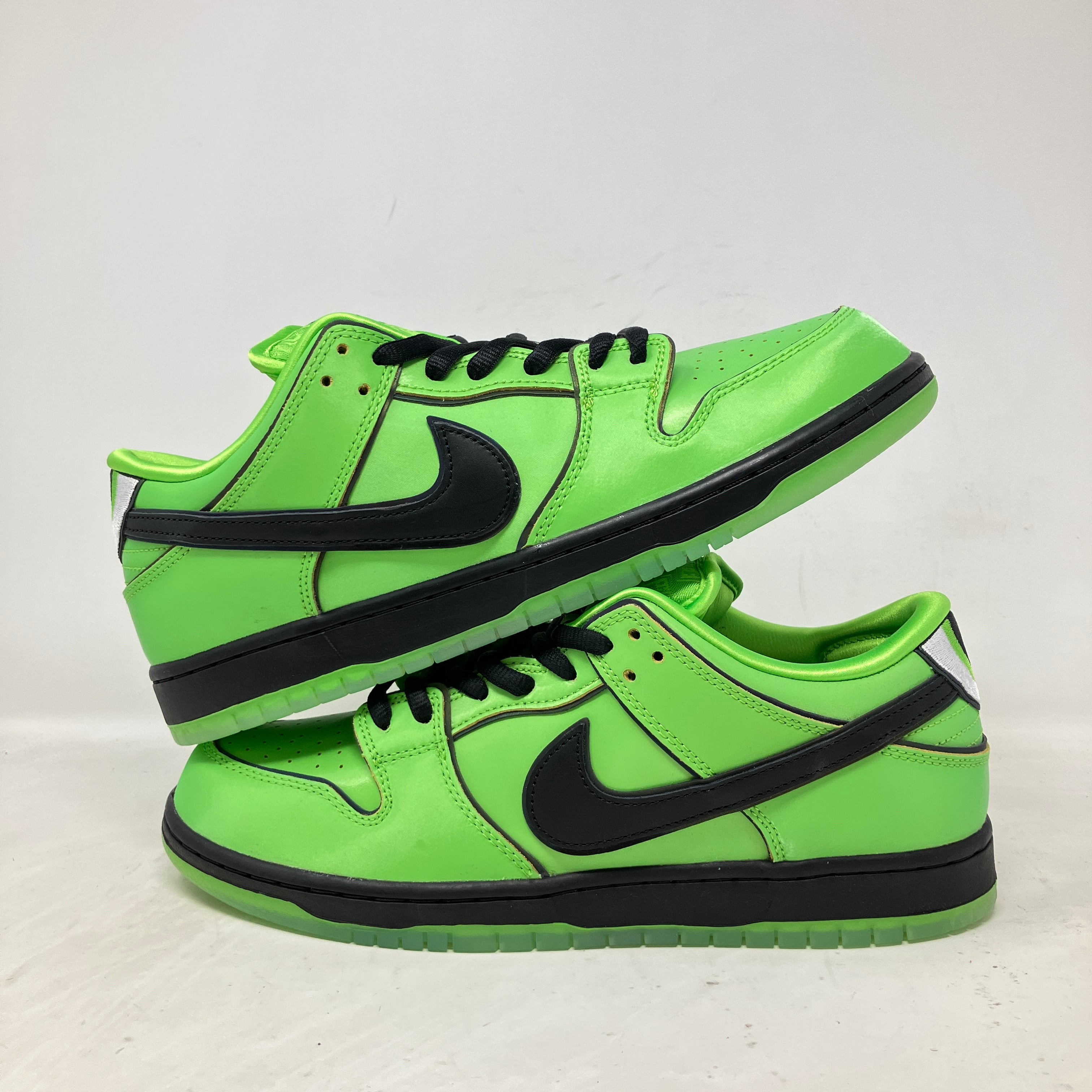 Nike SB Dunk Low The Powerpuff Girls Buttercup