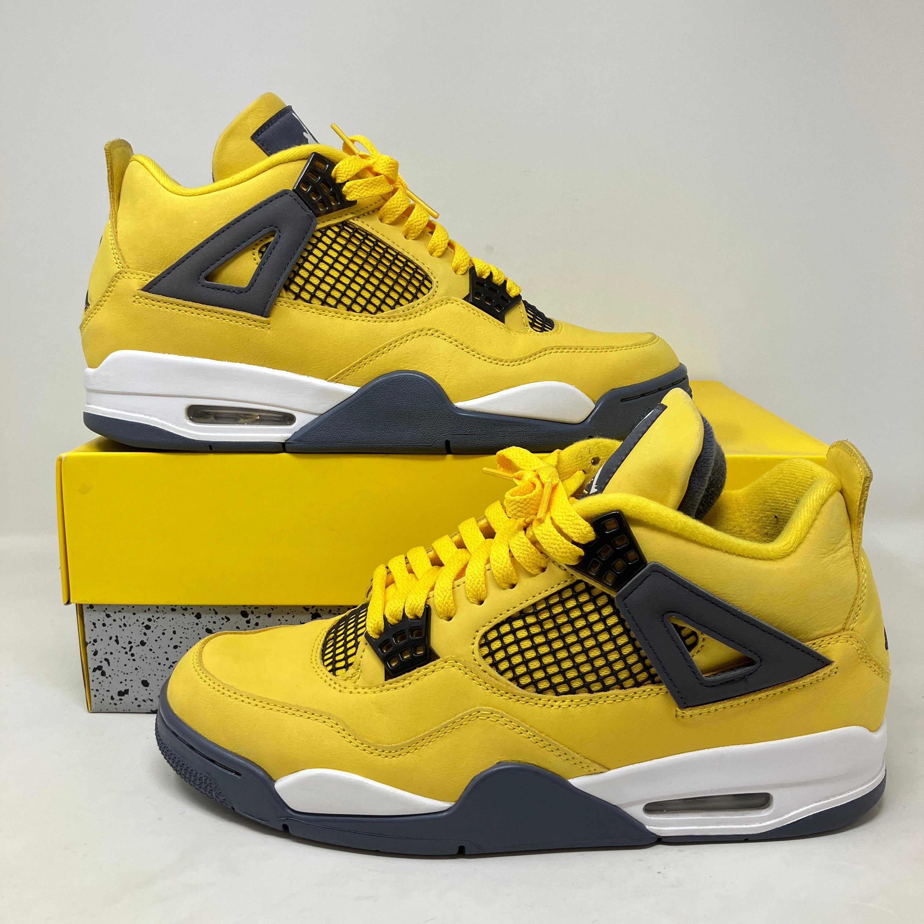 Jordan 4 Retro Lightning (2021)