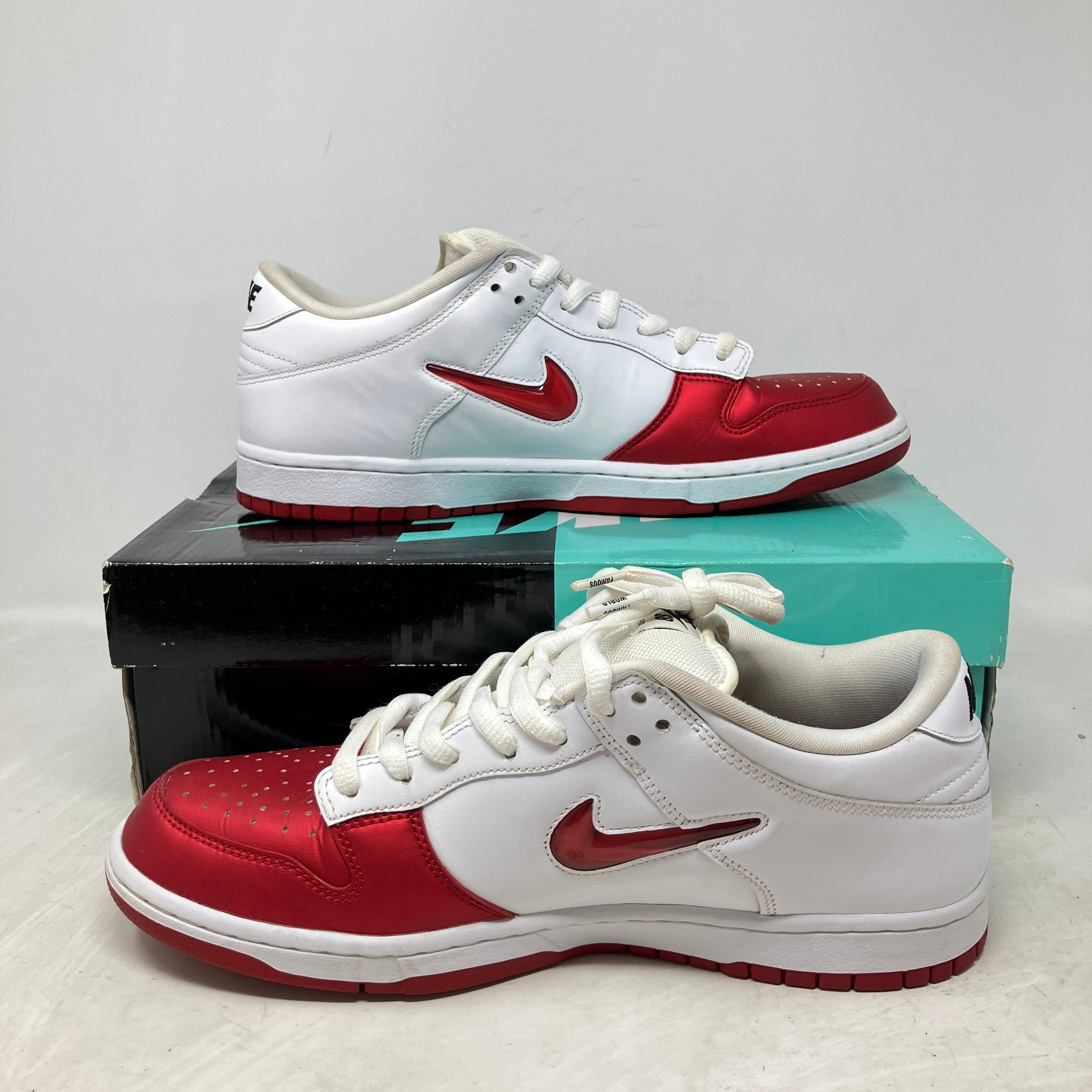 Nike SB Dunk Low Supreme Jewel Swoosh Red