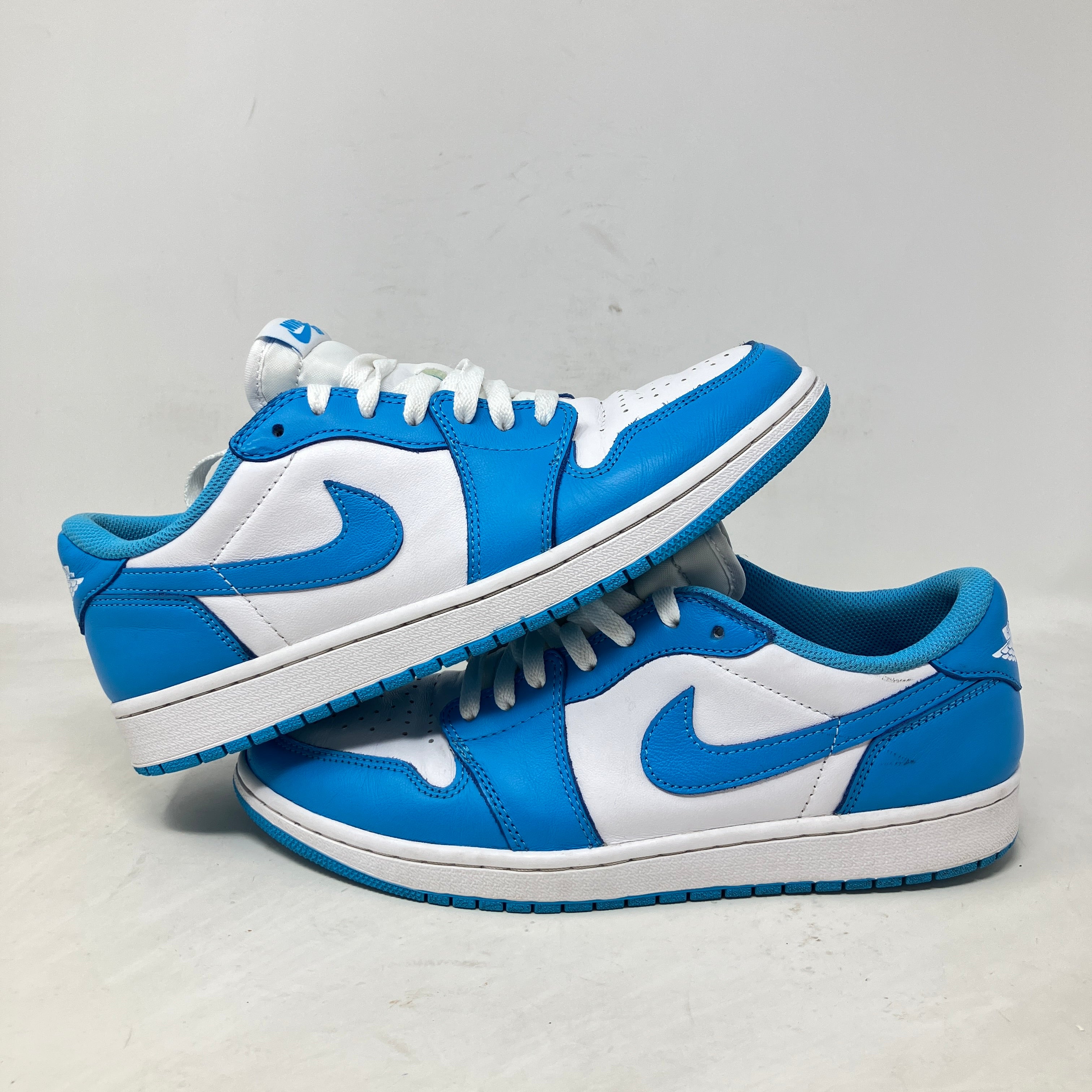Jordan 1 Low SB UNC