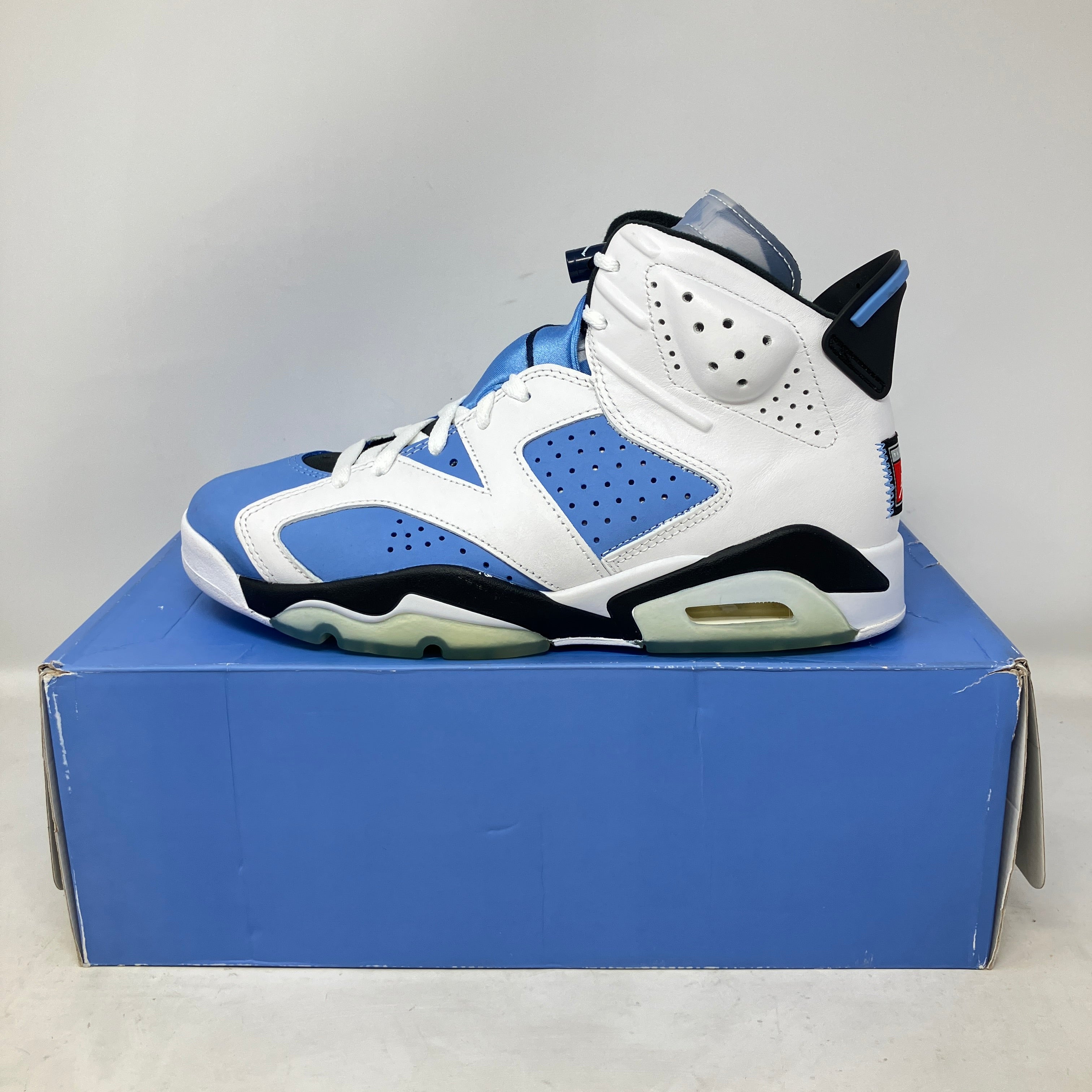 Jordan 6 Retro UNC White