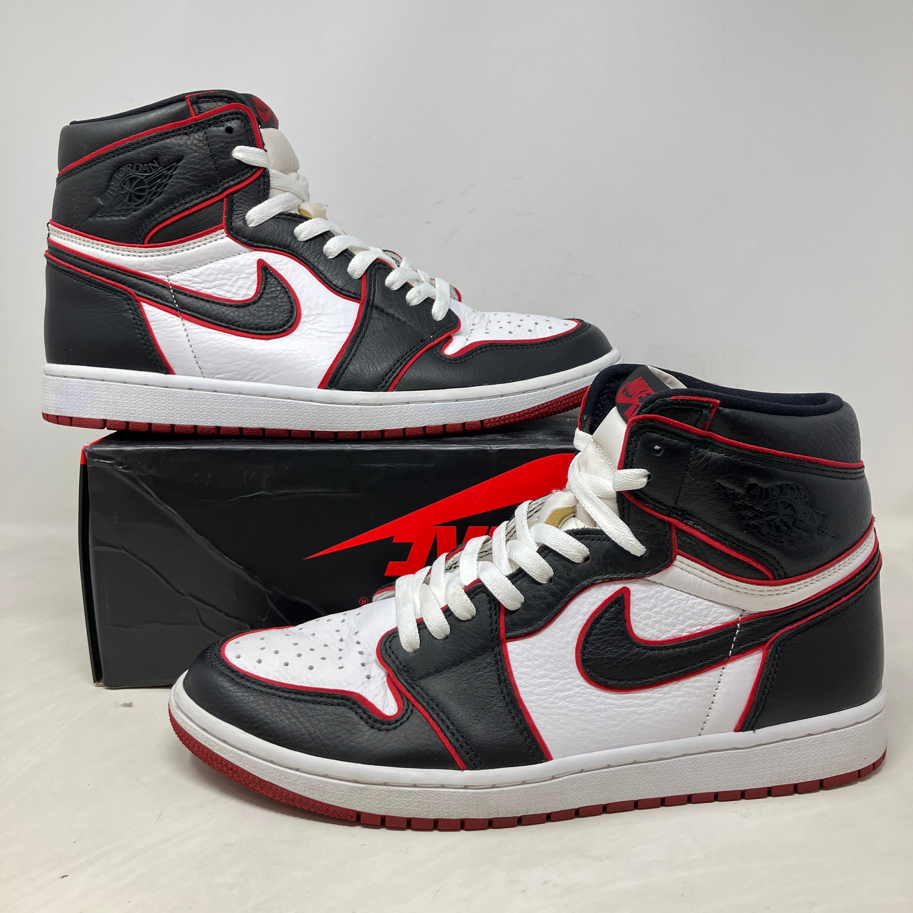 Jordan 1 Retro High Bloodline
