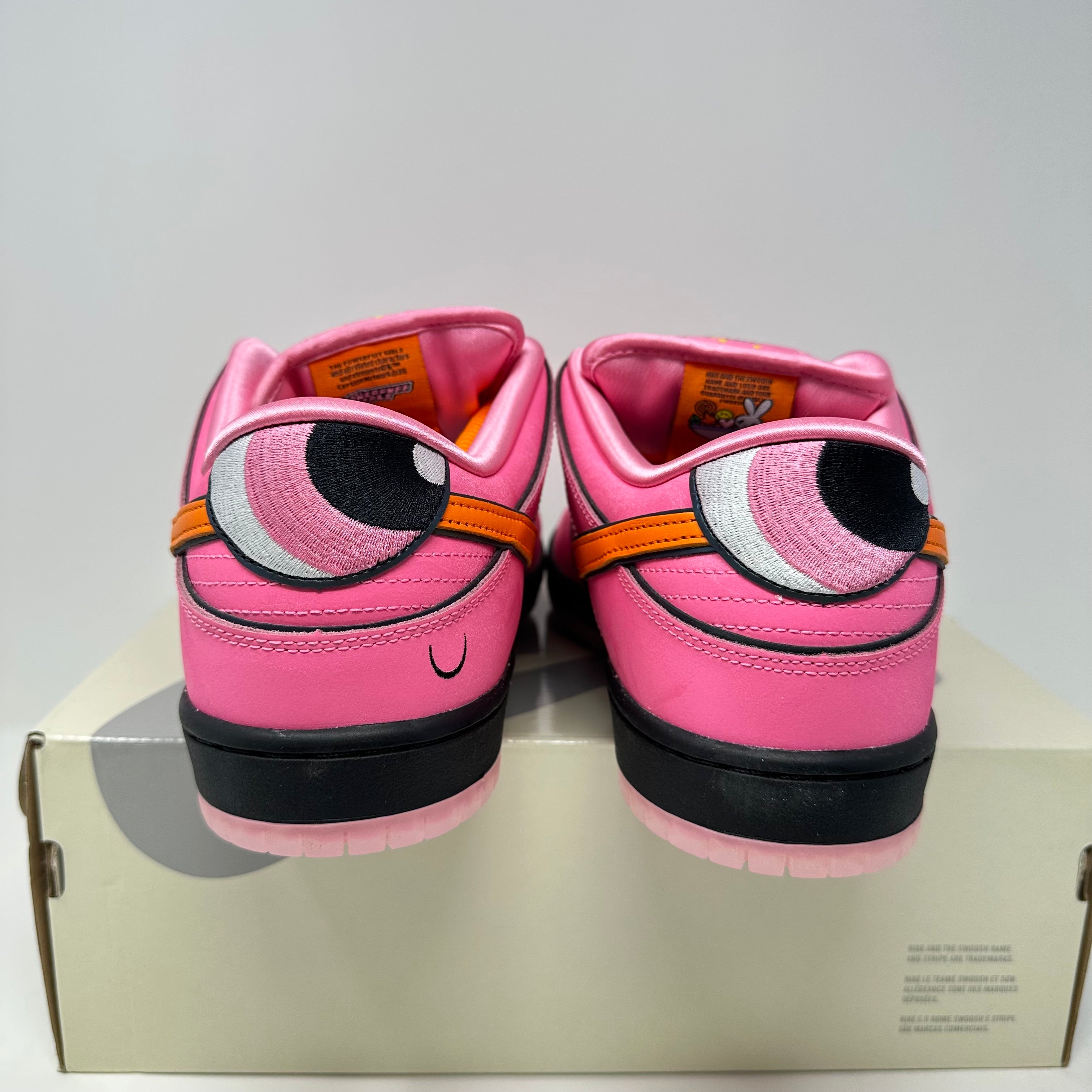 Nike SB Dunk Low The Powerpuff Girls Blossom