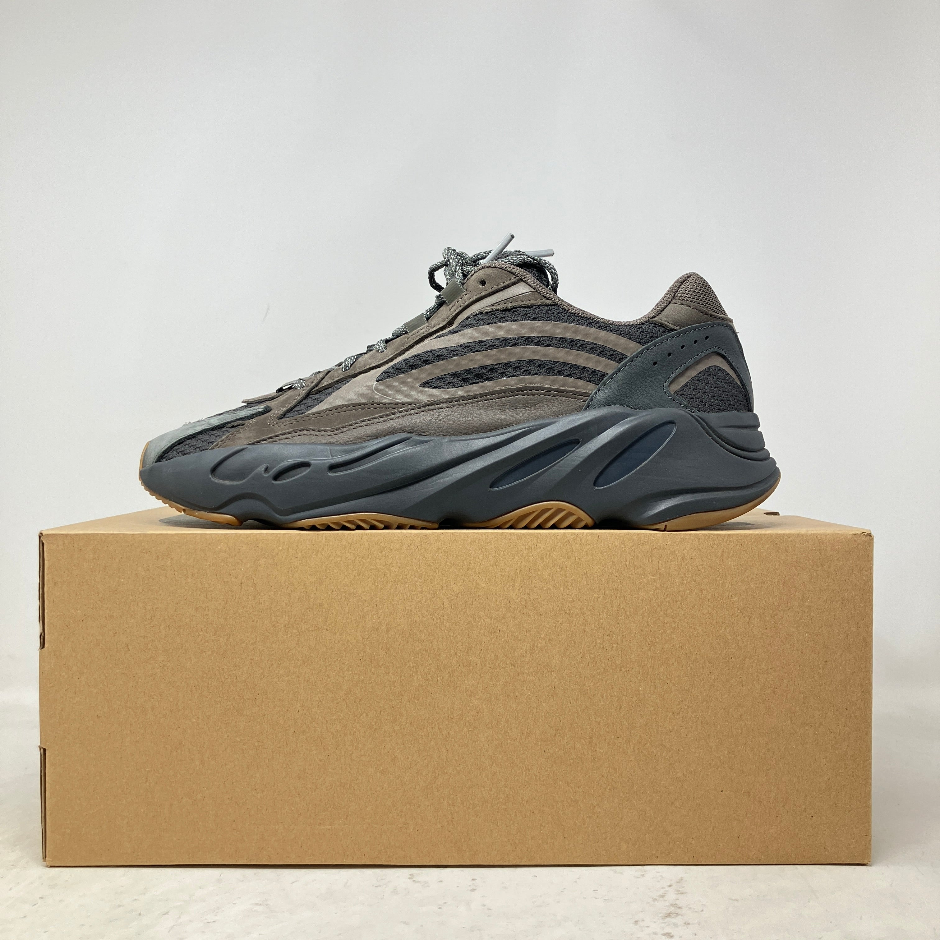 adidas Yeezy Boost 700 V2 Geode