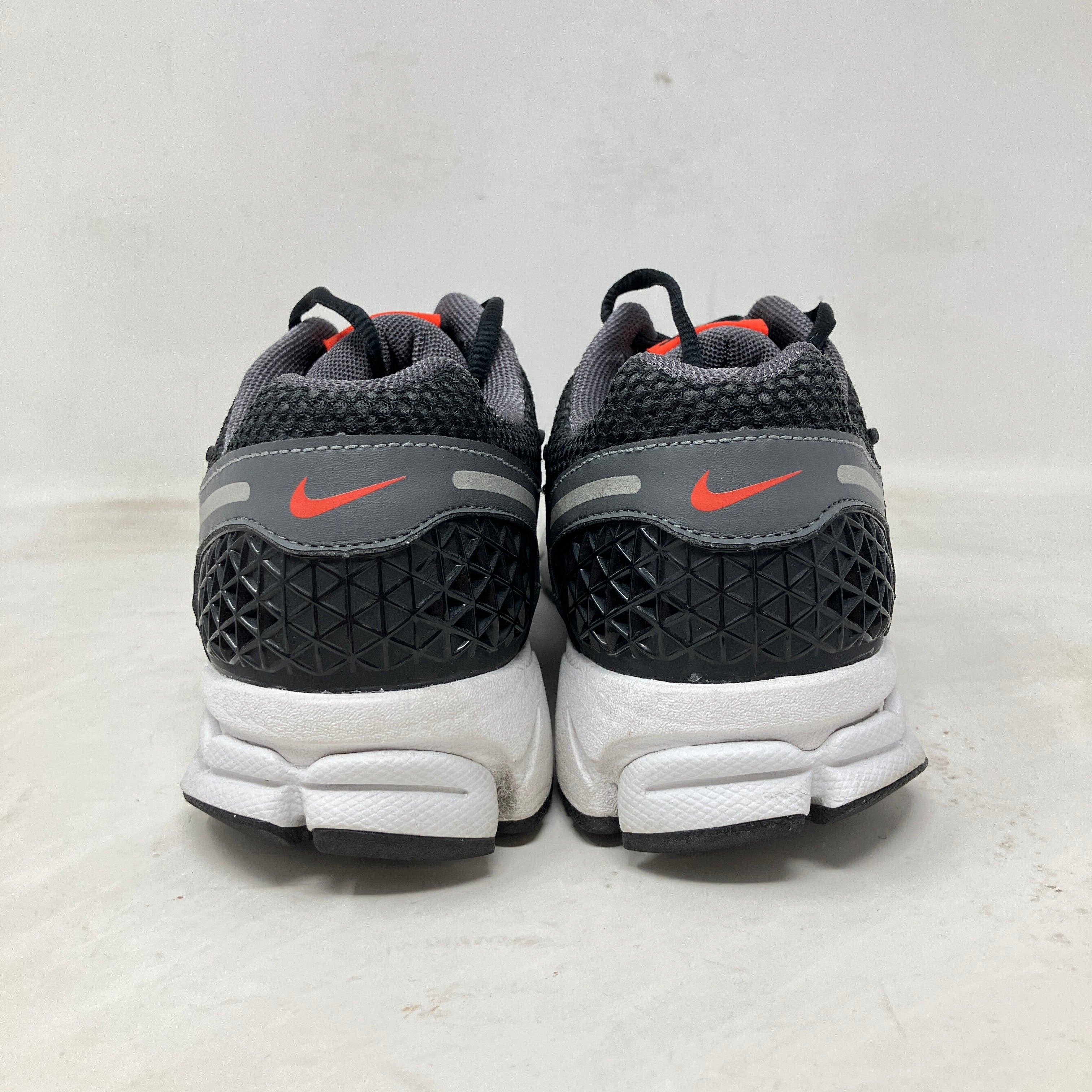 Nike Zoom Vomero 5 Black Picante Red